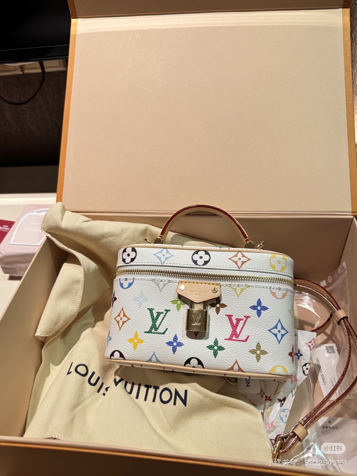 27365-LV-520 gallery