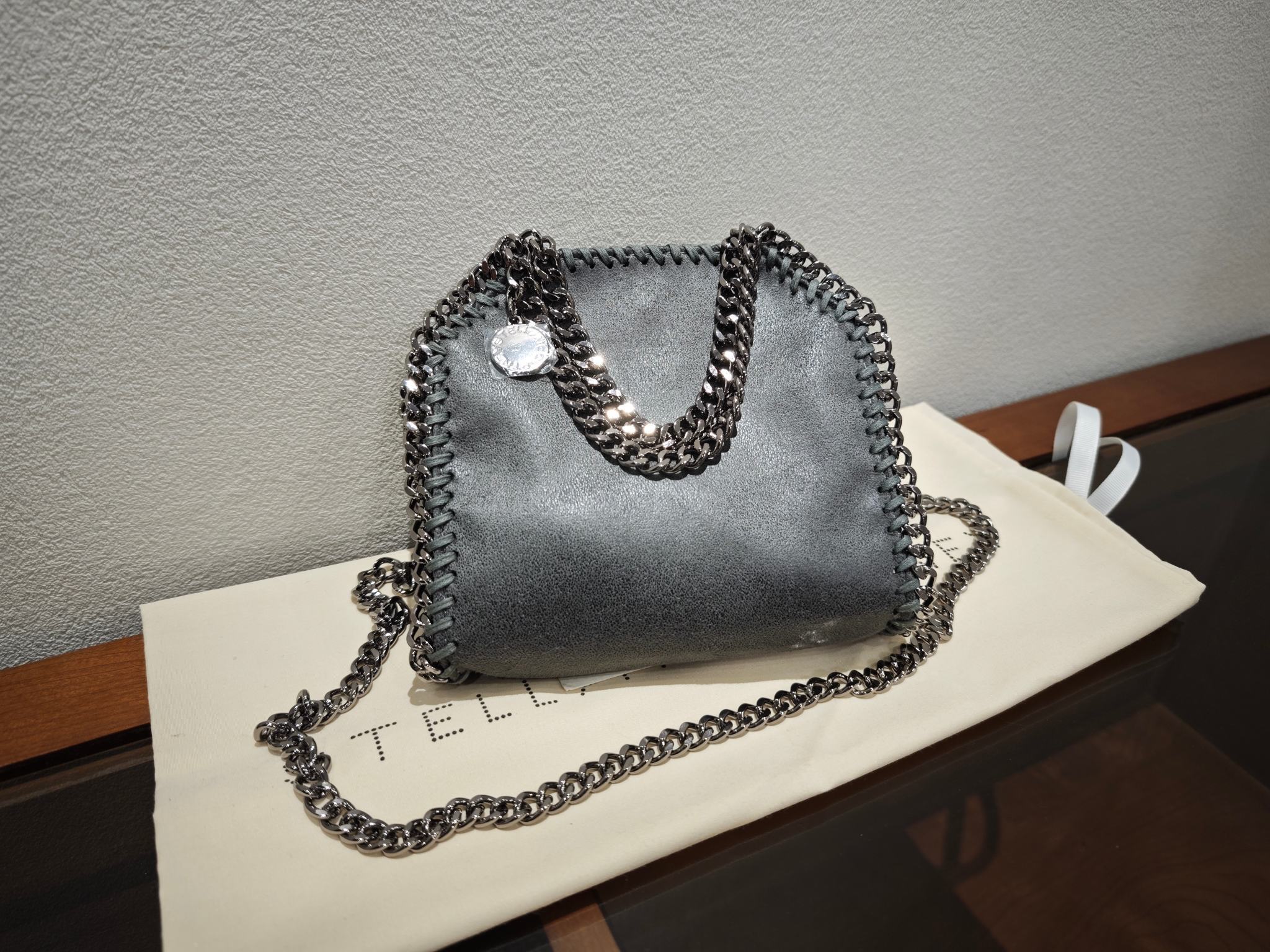 27367-Stella McCartney-698-550-483 gallery