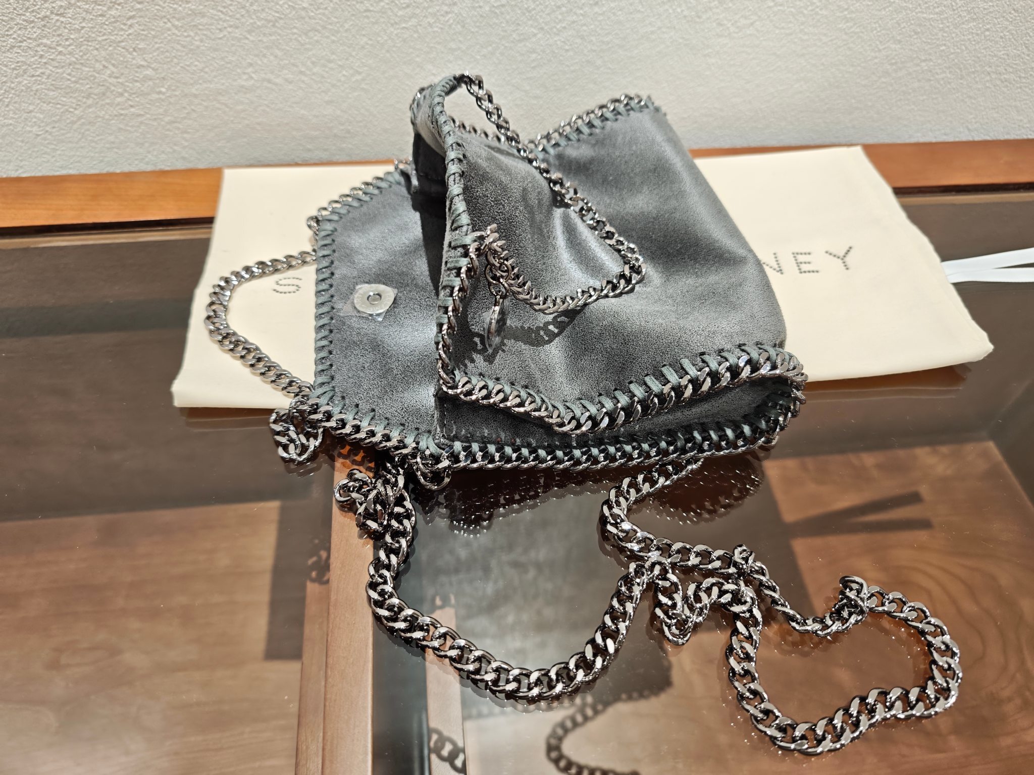 27367-Stella McCartney-698-550-483 gallery