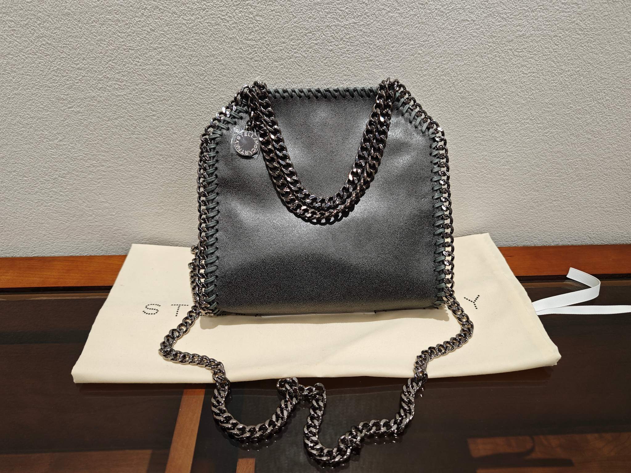 27367-Stella McCartney-698-550-483 gallery