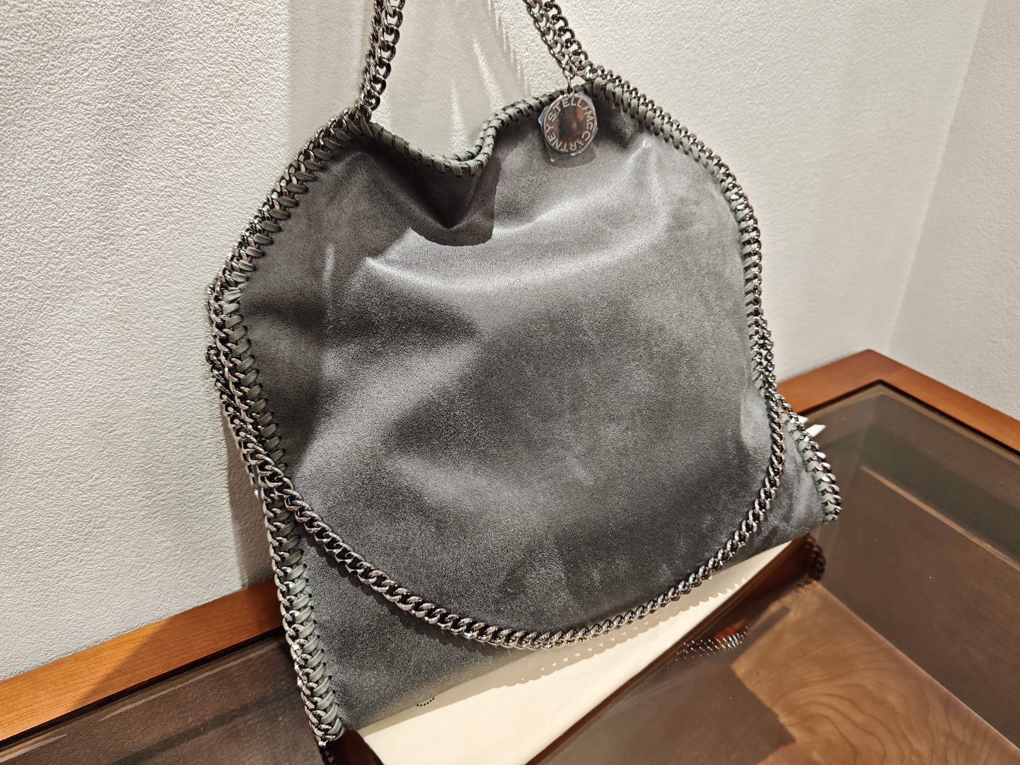 27367-Stella McCartney-698-550-483 gallery