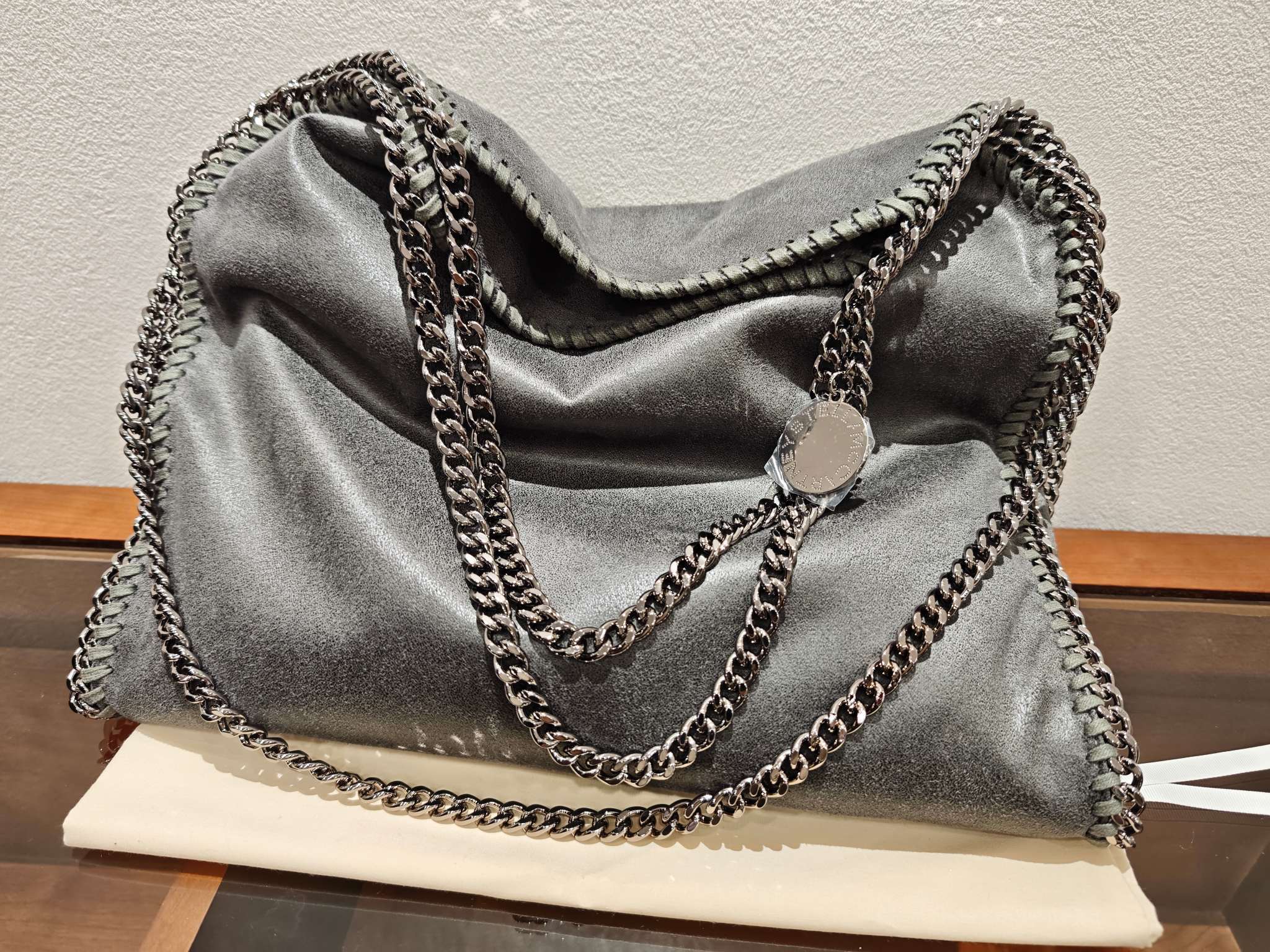 27367-Stella McCartney-698-550-483 gallery