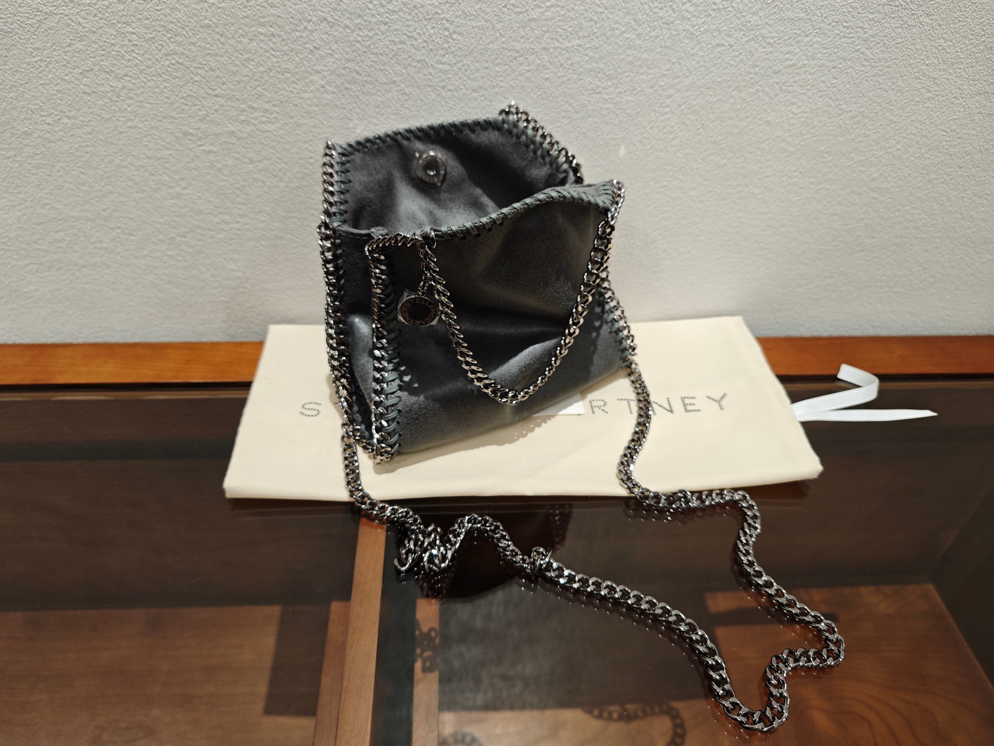 27367-Stella McCartney-698-550-483 gallery