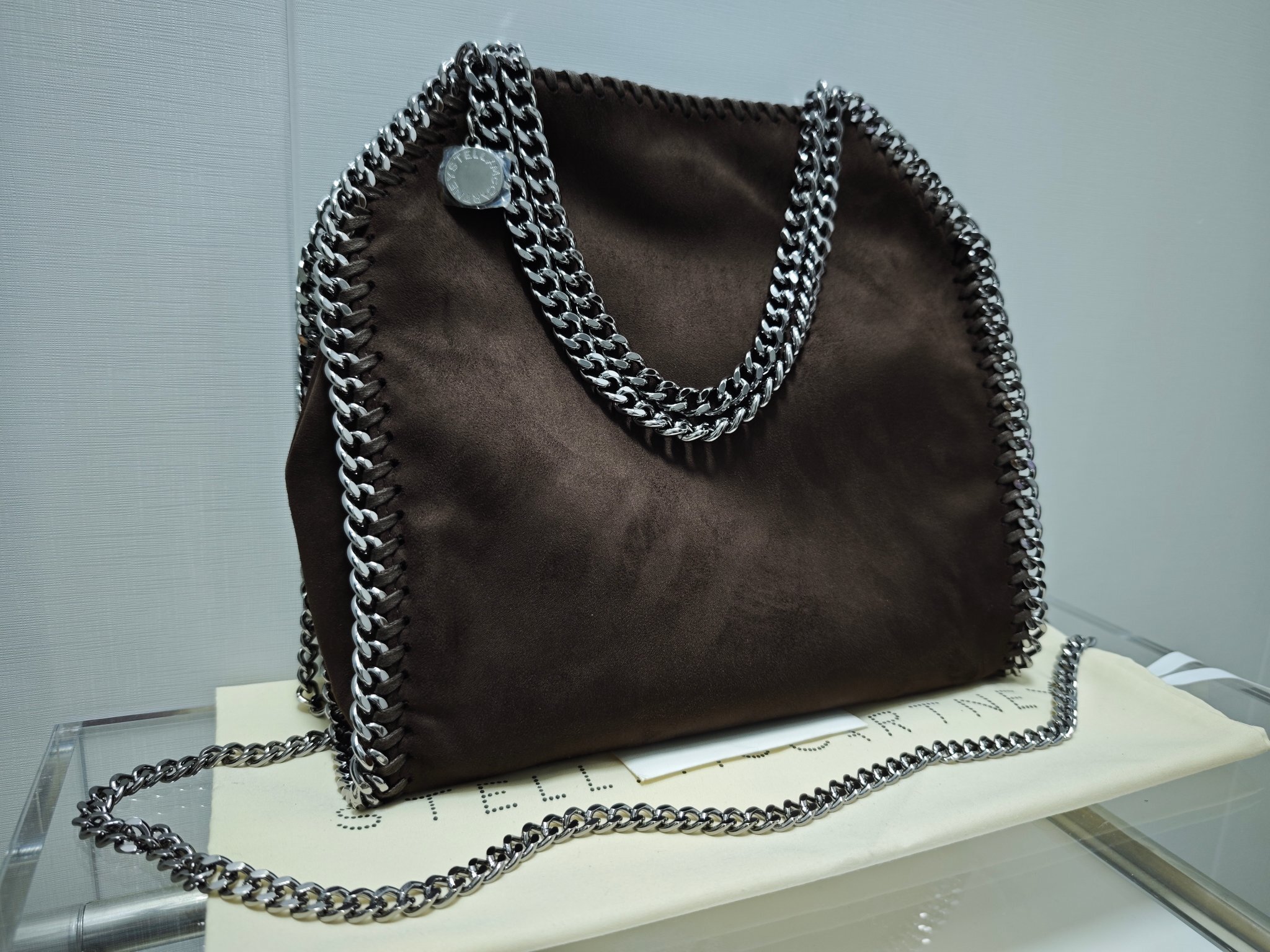 27368-Stella McCartney-698-550-489 gallery