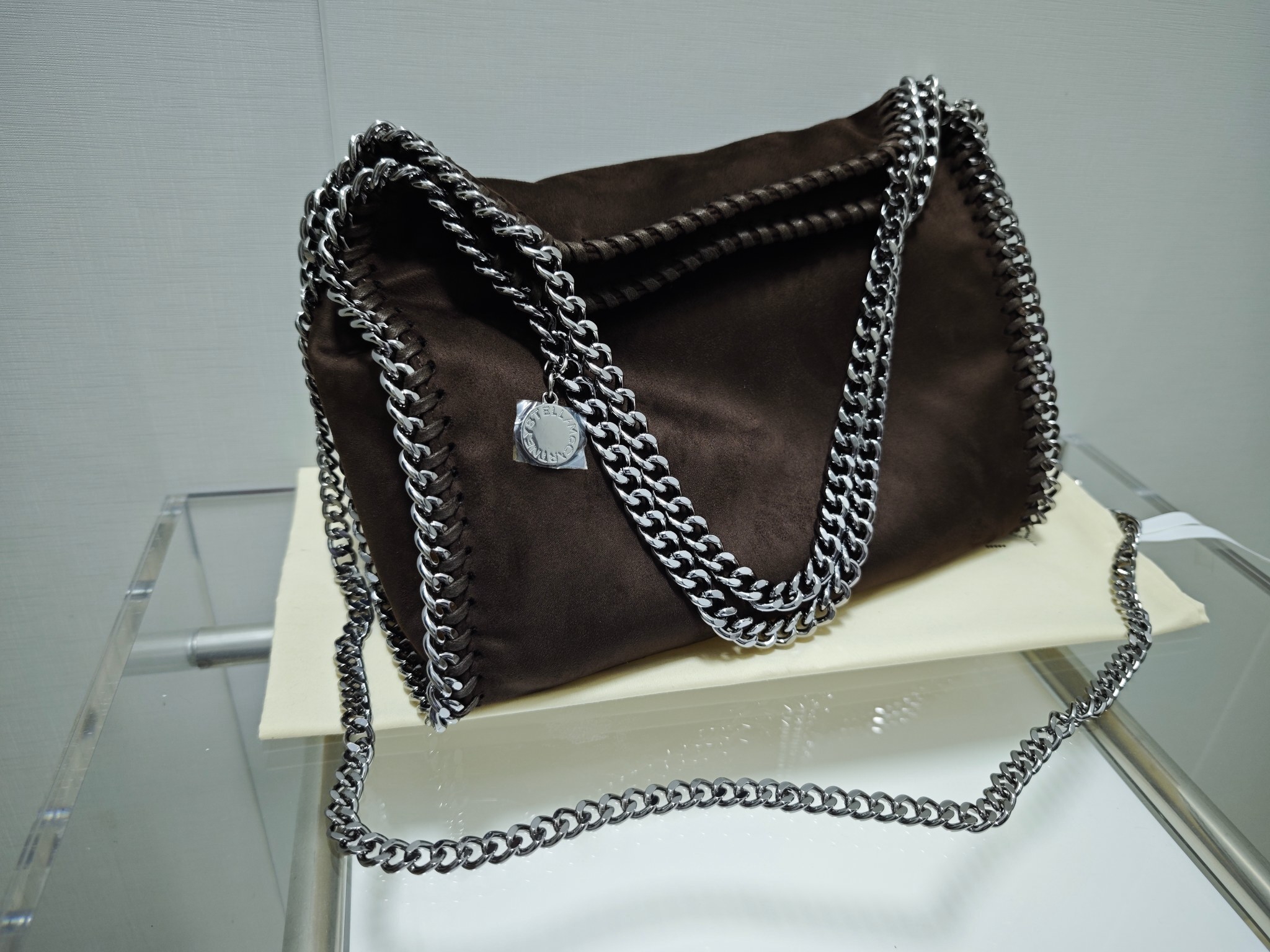 27368-Stella McCartney-698-550-489 gallery