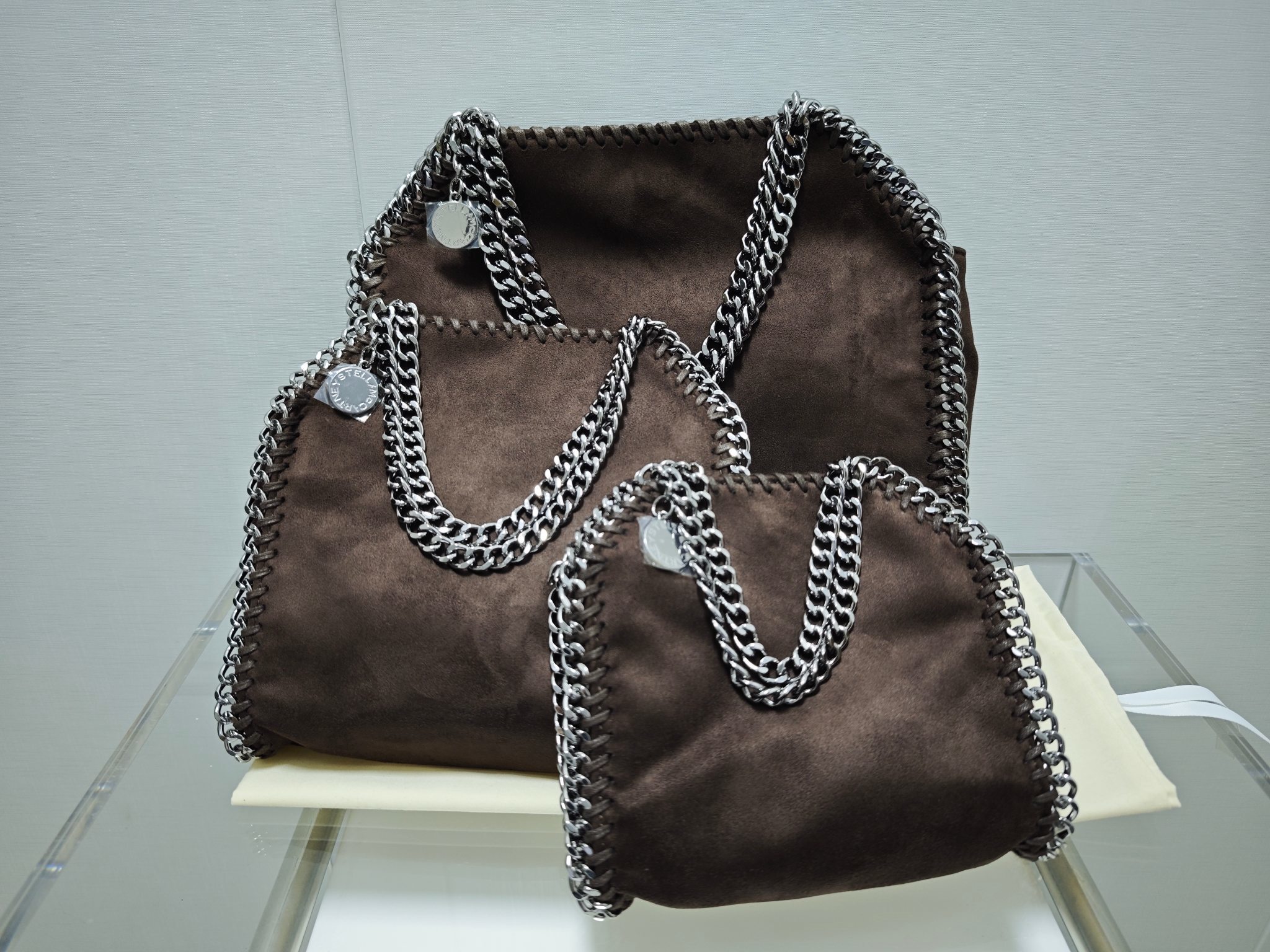 27368-Stella McCartney-698-550-489 gallery