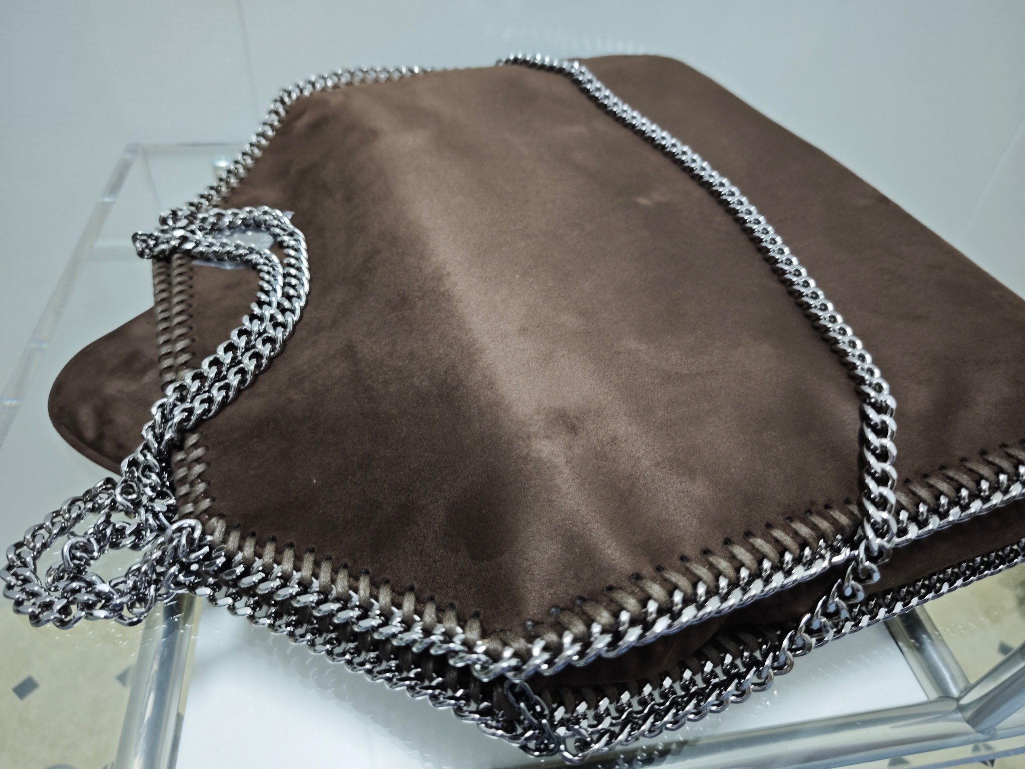 27368-Stella McCartney-698-550-489 gallery