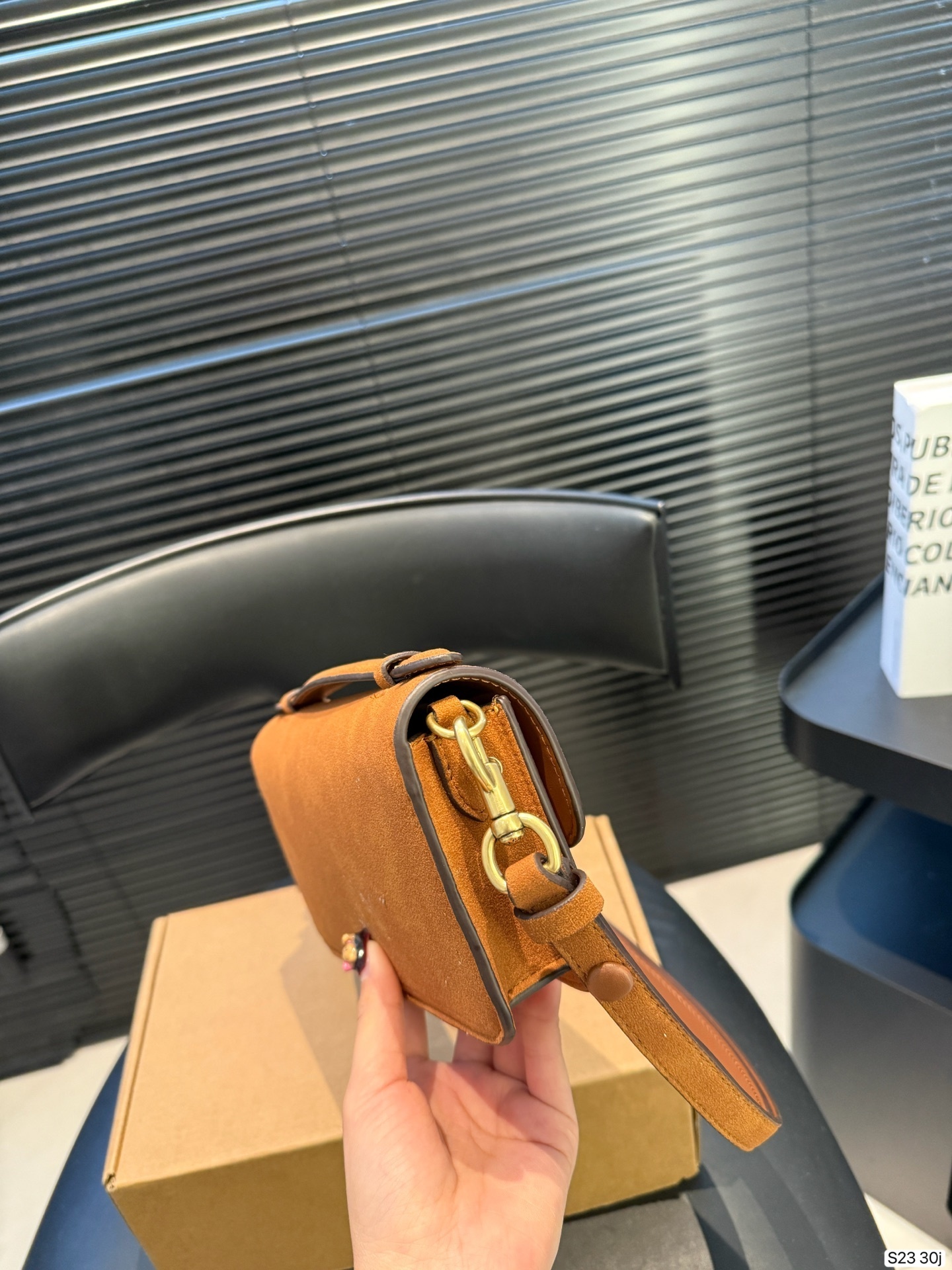 27370-COACH-483 gallery