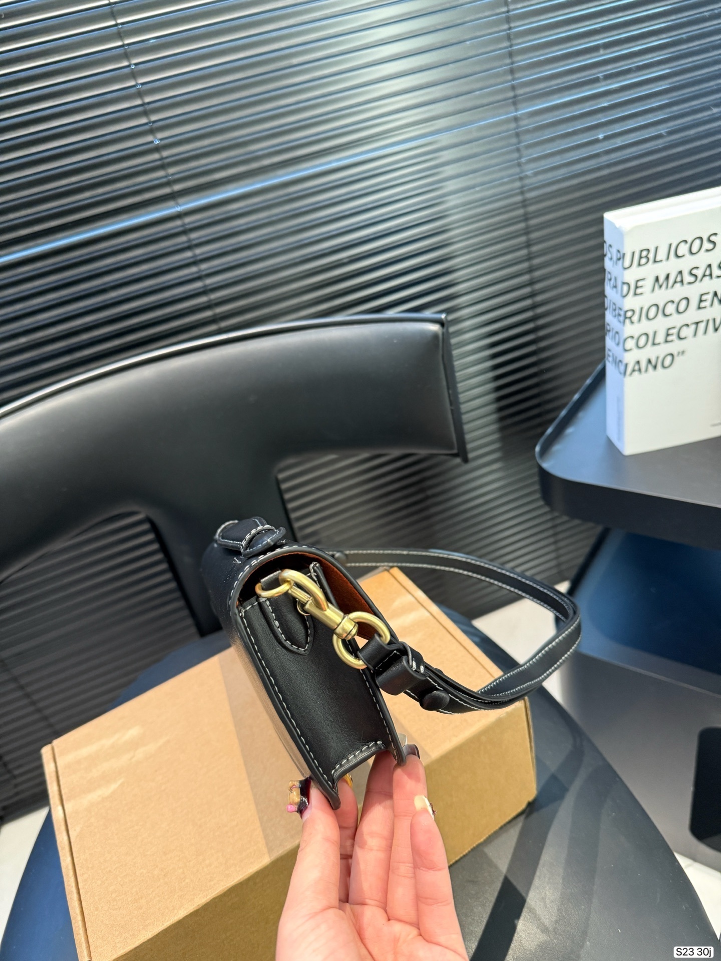 27370-COACH-483 gallery