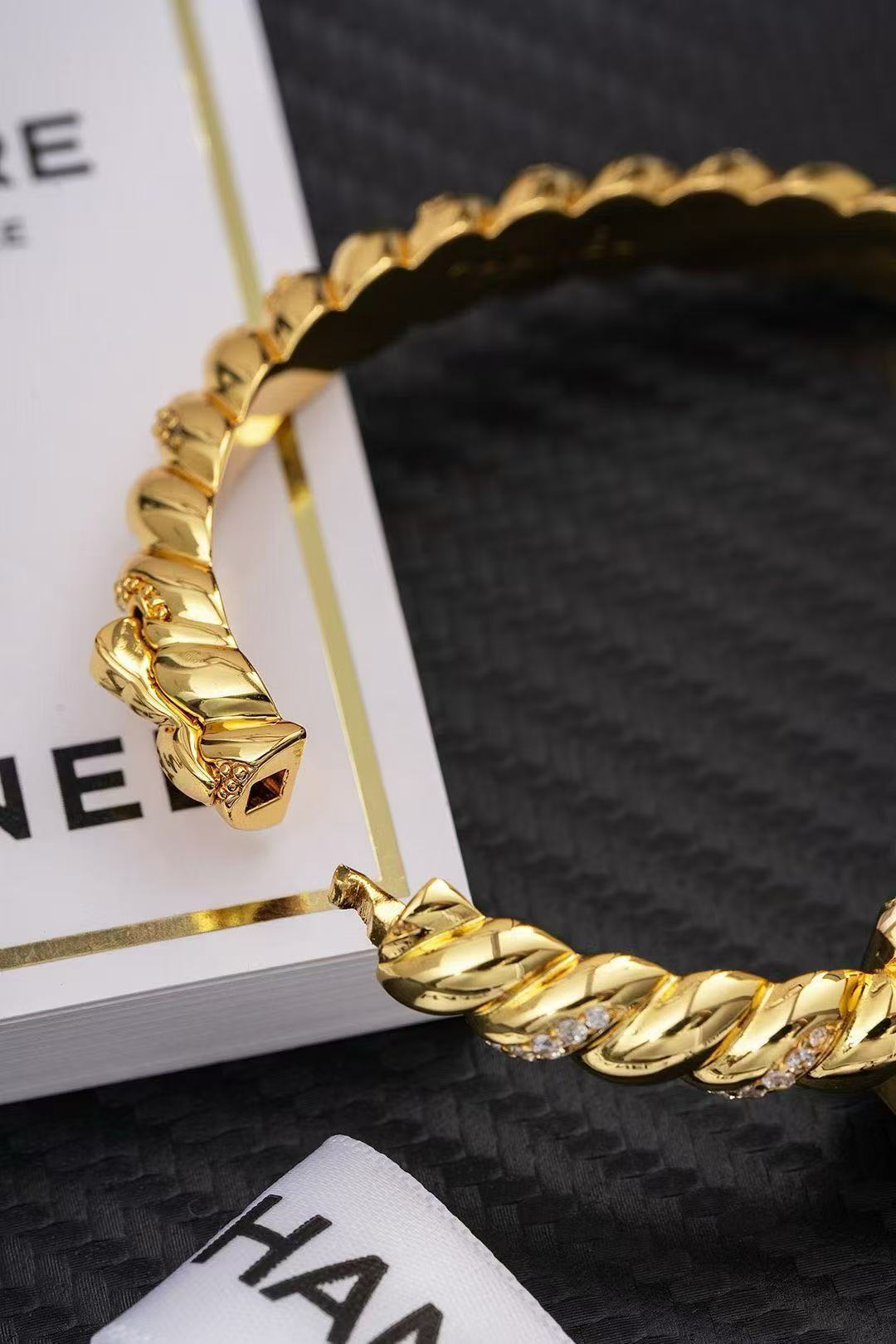 $100.25 Chaenl ZT9795 gallery