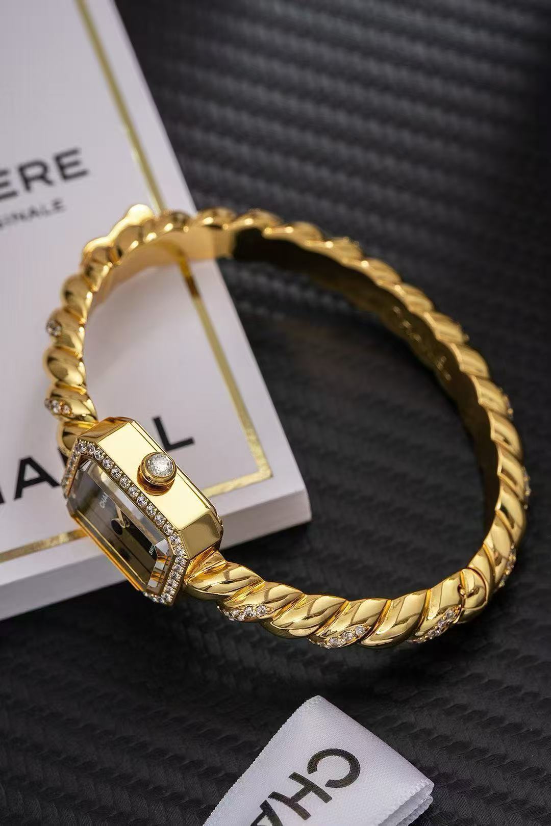 $100.25 Chaenl ZT9795 gallery