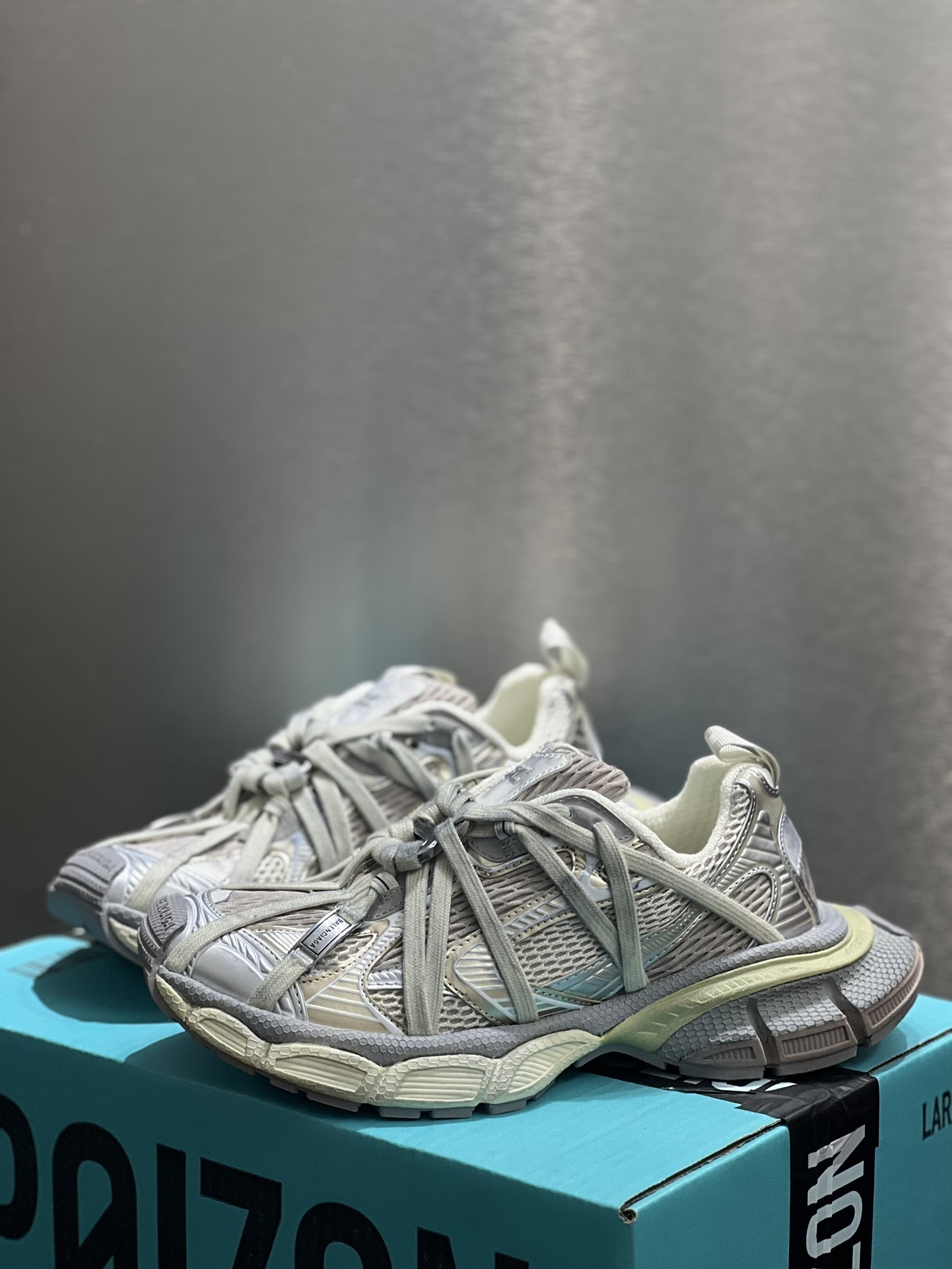 $103.50 Balenciaga ZT9176 gallery