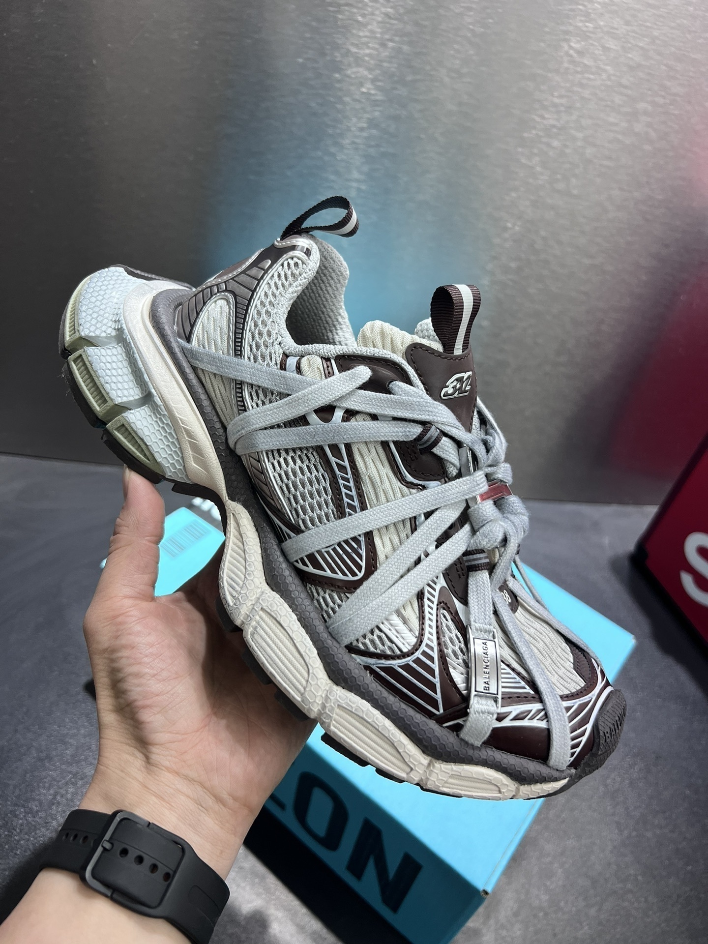 $103.50 Balenciaga ZT9176 gallery