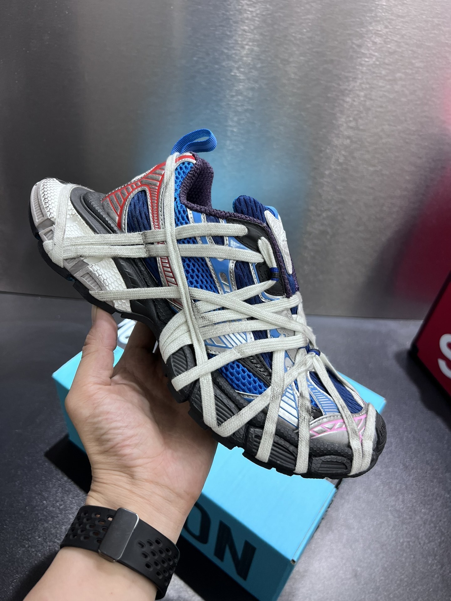 $103.50 Balenciaga ZT9178 gallery