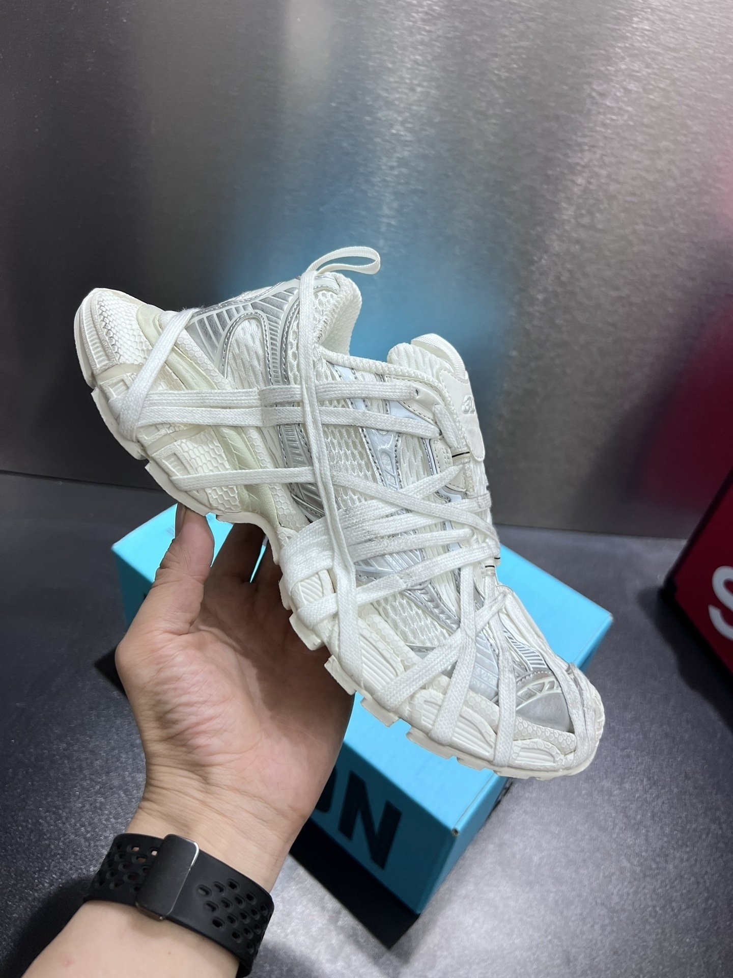 $103.50 Balenciaga ZT9178 gallery