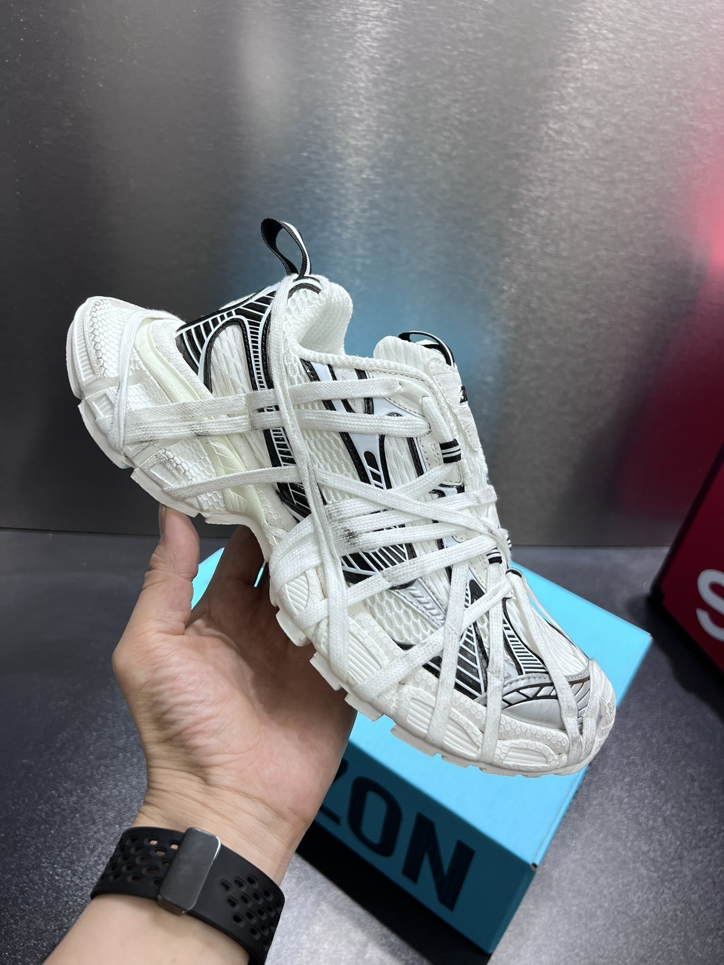 $103.50 Balenciaga ZT9178 gallery