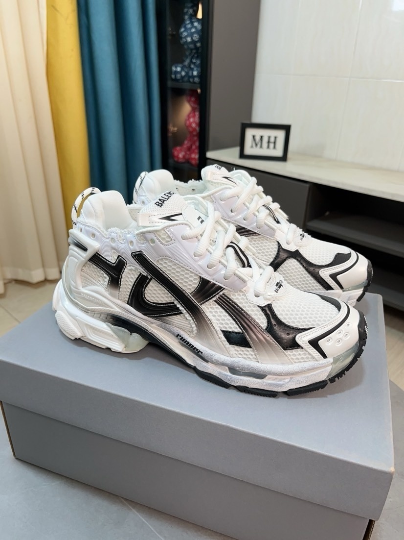 $107.25 Balenciaga ZT9179 gallery