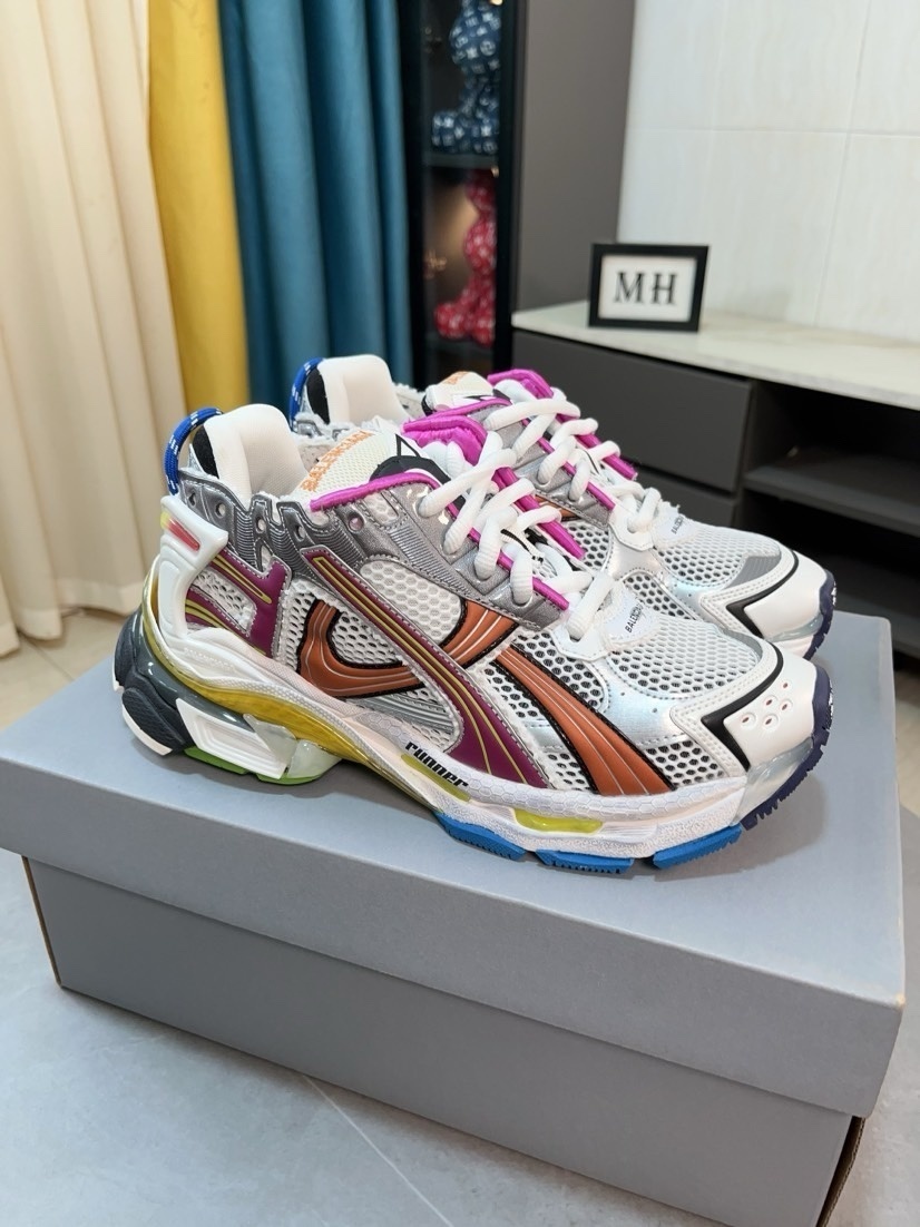 $107.25 Balenciaga ZT9179 gallery