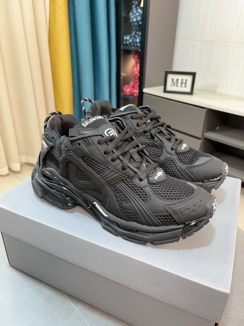 $107.25 Balenciaga ZT9179 gallery