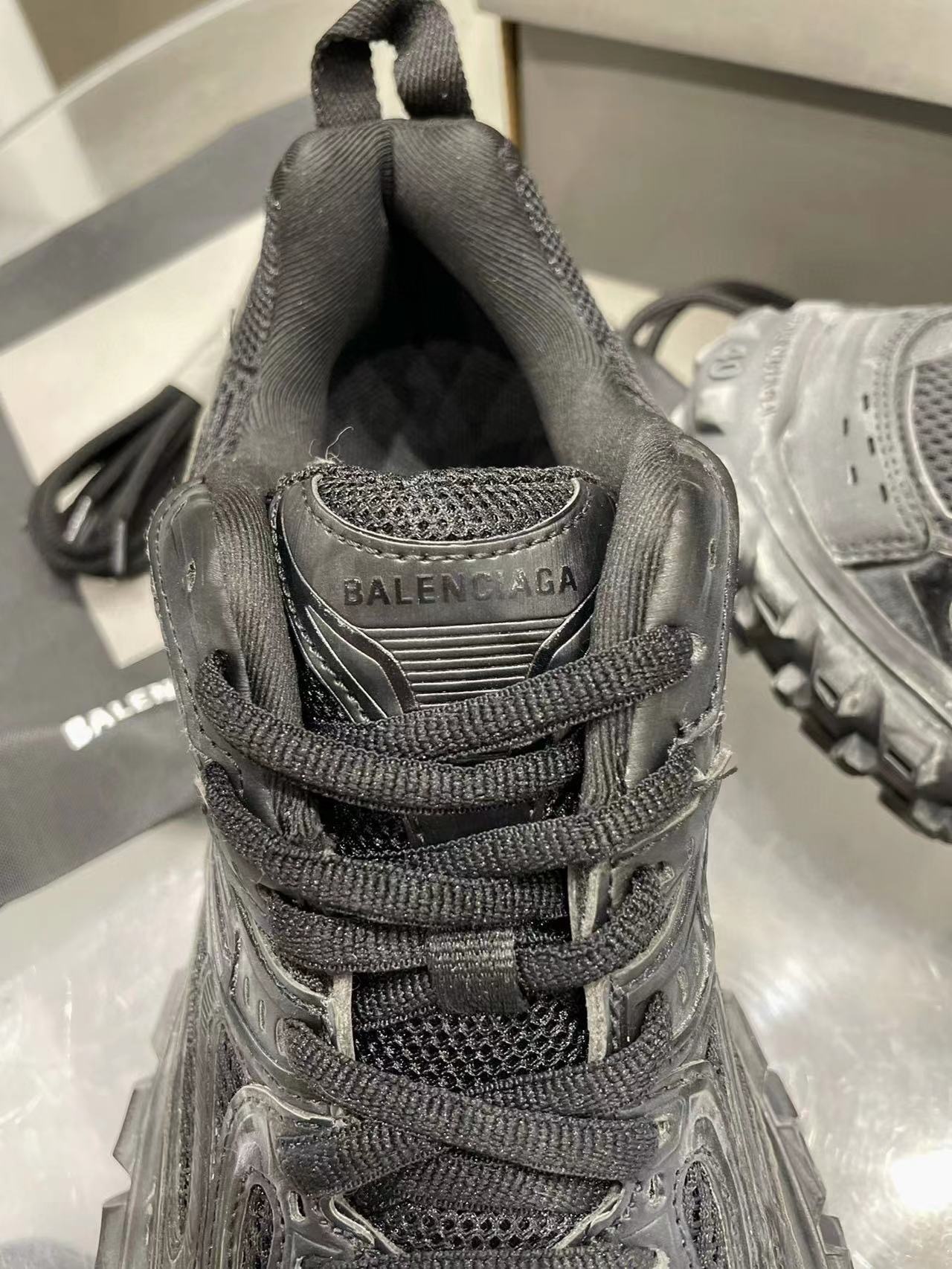 $107.25 Balenciaga ZT9181 gallery