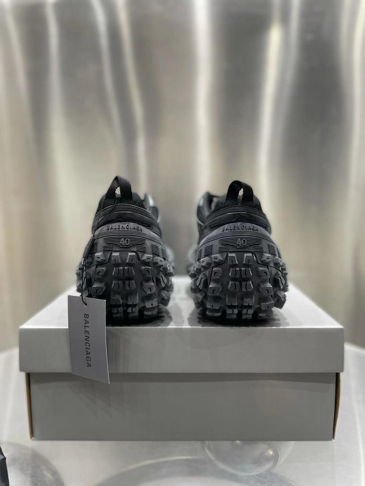 $107.25 Balenciaga ZT9181 gallery