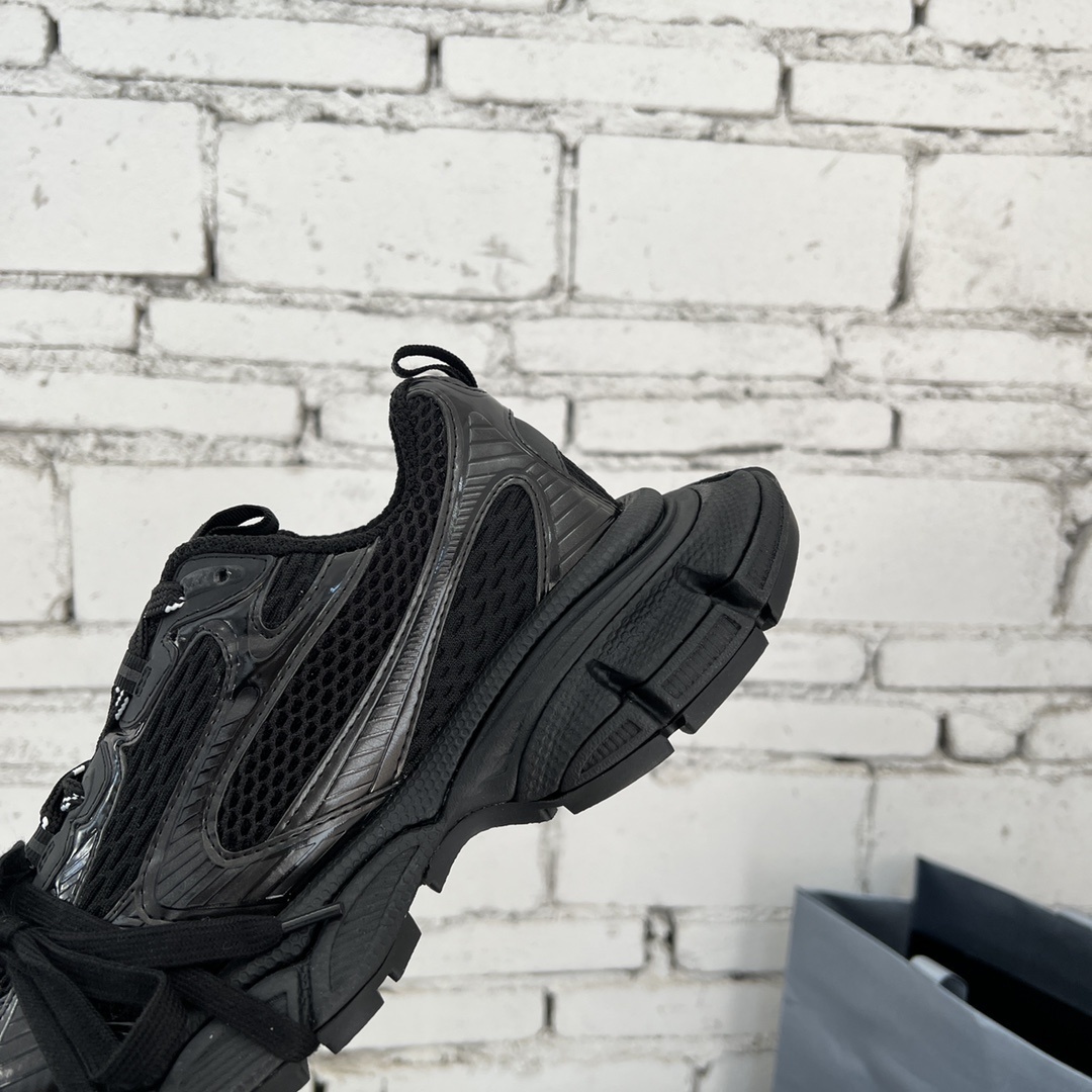 $108.75 Balenciaga ZT9180 gallery