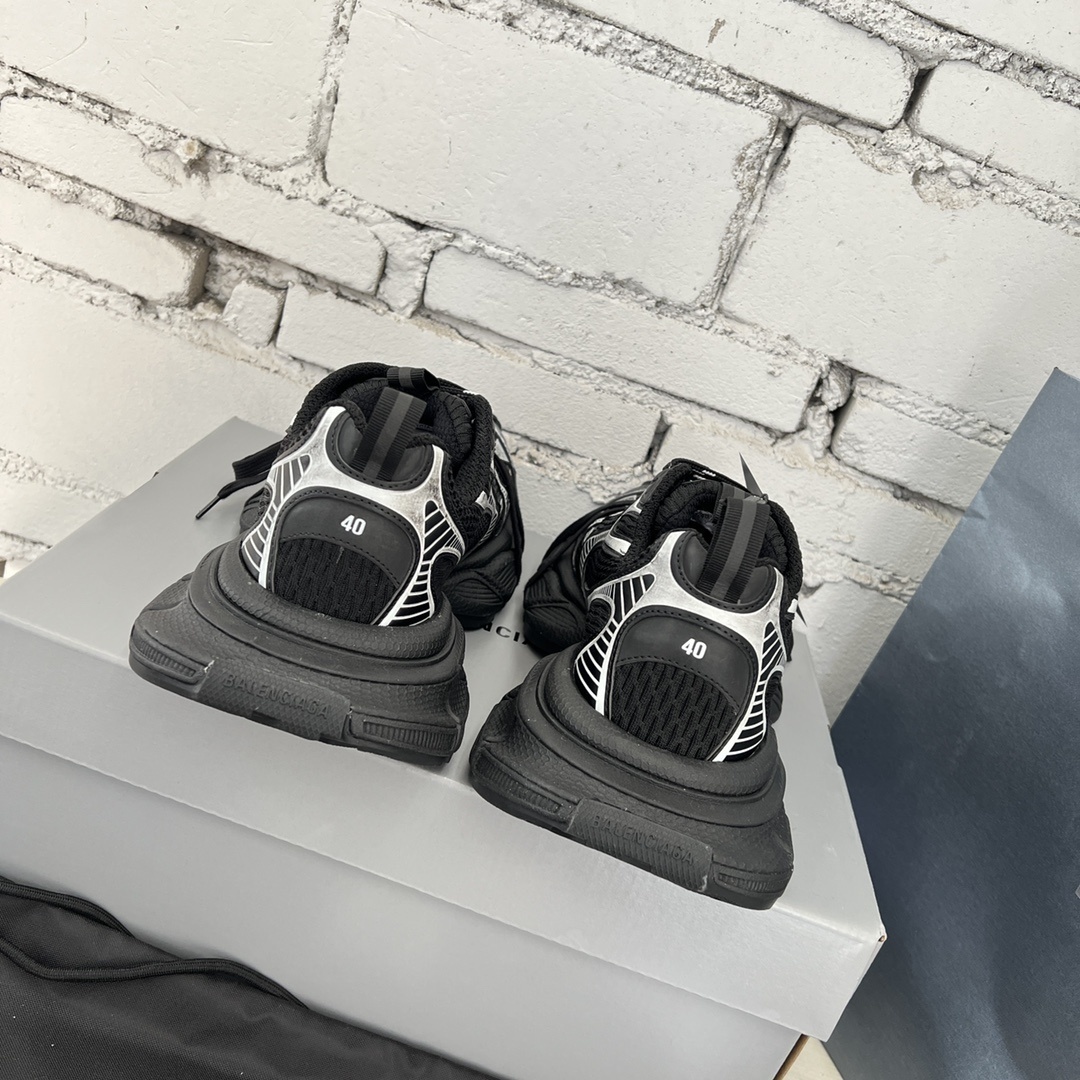 $108.75 Balenciaga ZT9180 gallery