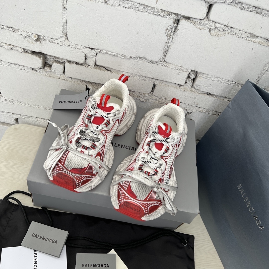 $108.75 Balenciaga ZT9180 gallery