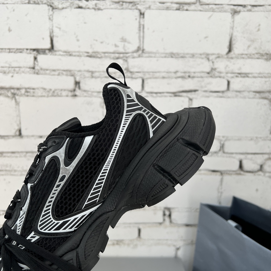 $108.75 Balenciaga ZT9180 gallery