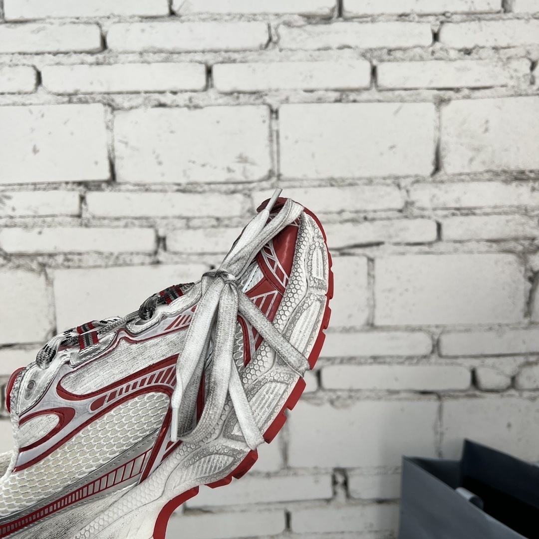 $108.75 Balenciaga ZT9180 gallery