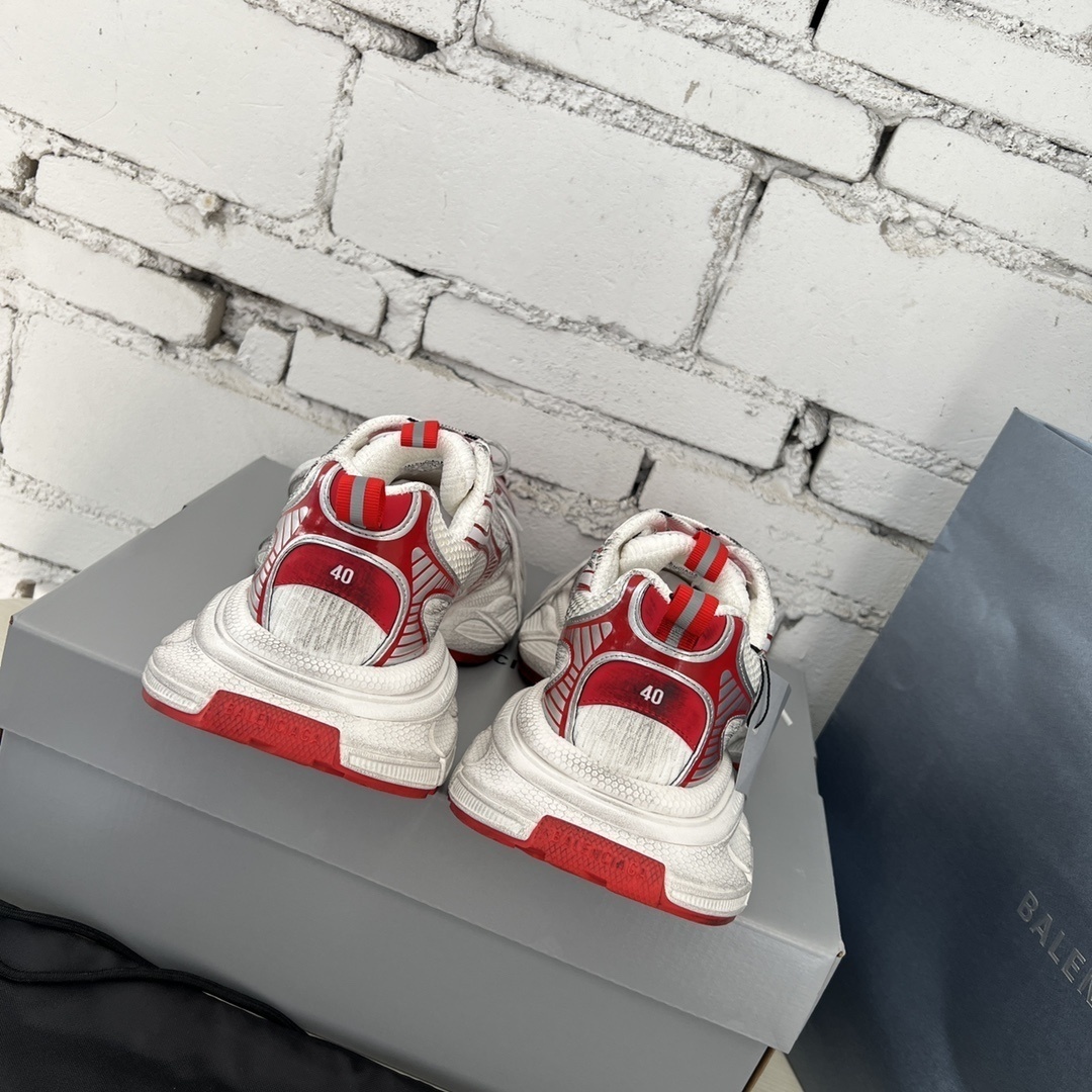 $108.75 Balenciaga ZT9180 gallery