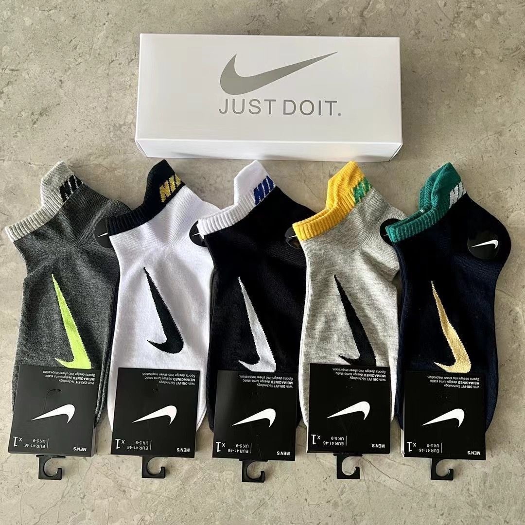 $12.50 NIKE ZT9850 gallery