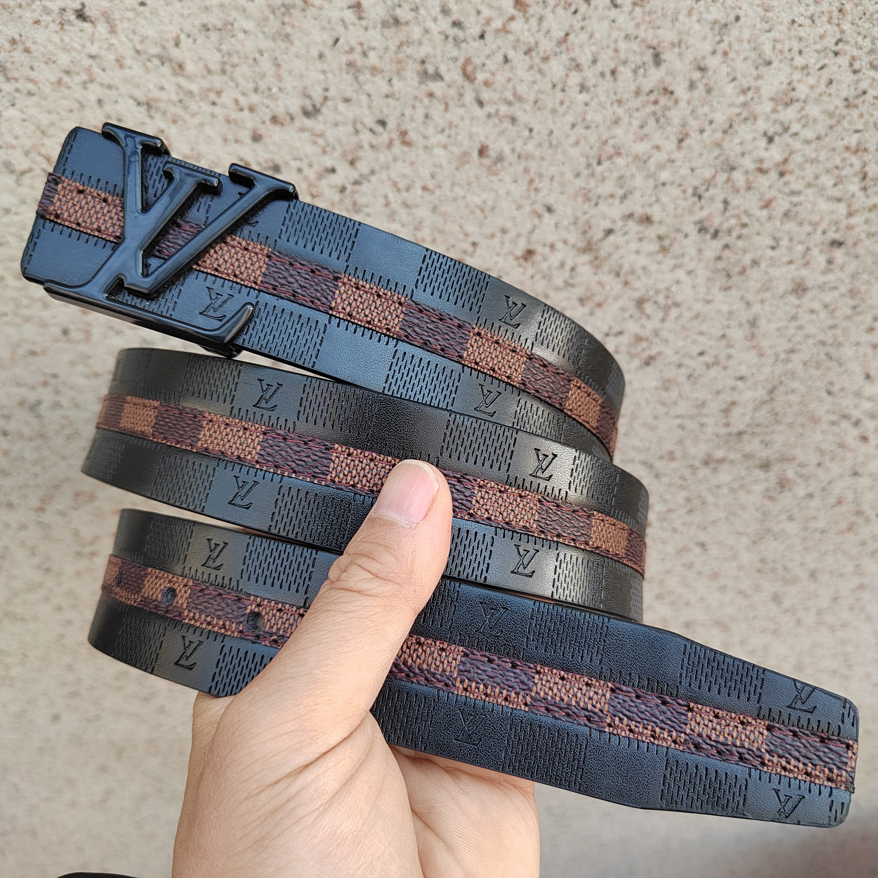 $14.20 LV ZT9940 gallery