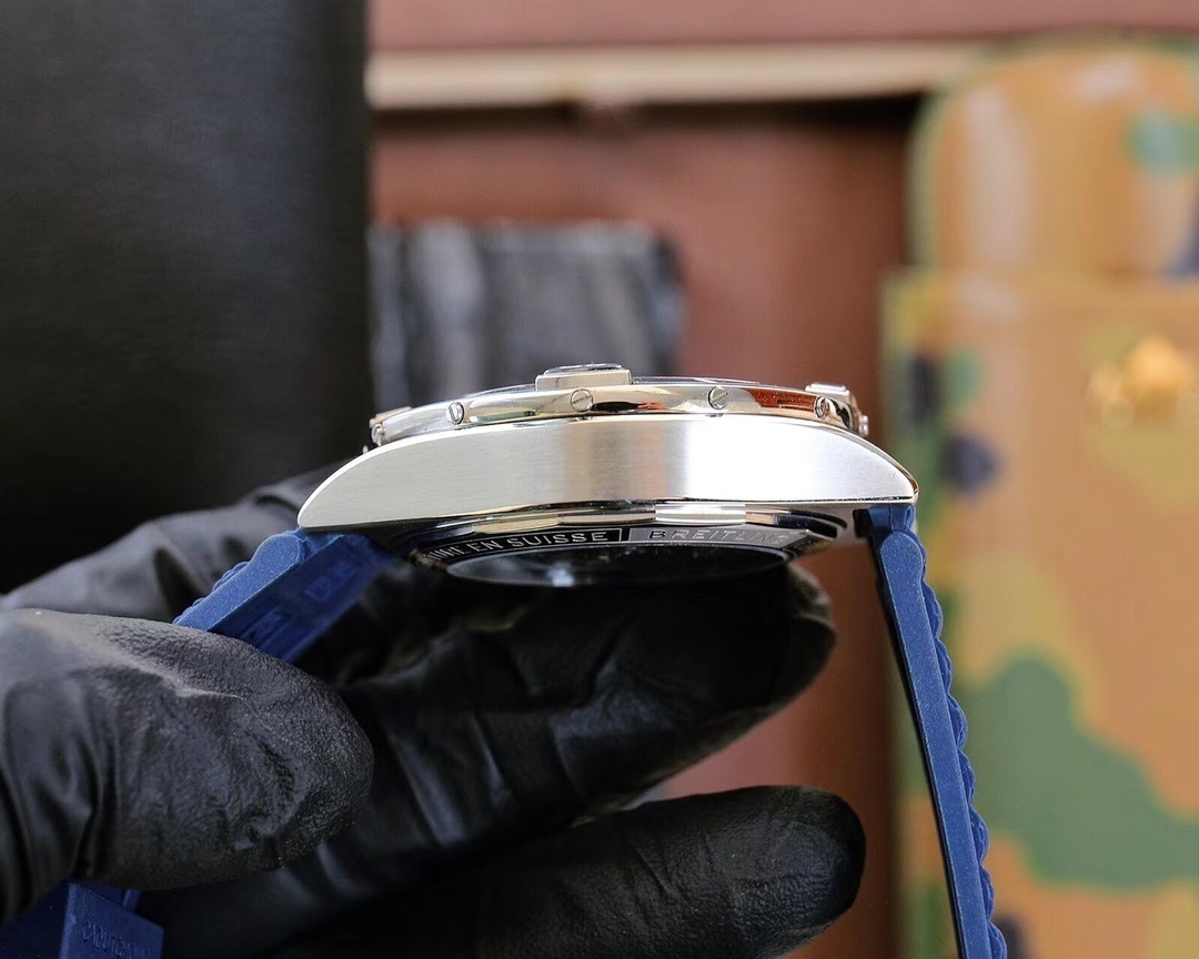 $147.36 Breitling ZT9818 gallery