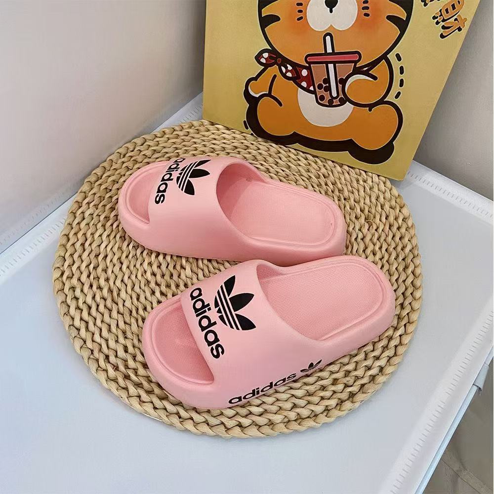 $16.5 Adidas ZT10240 gallery