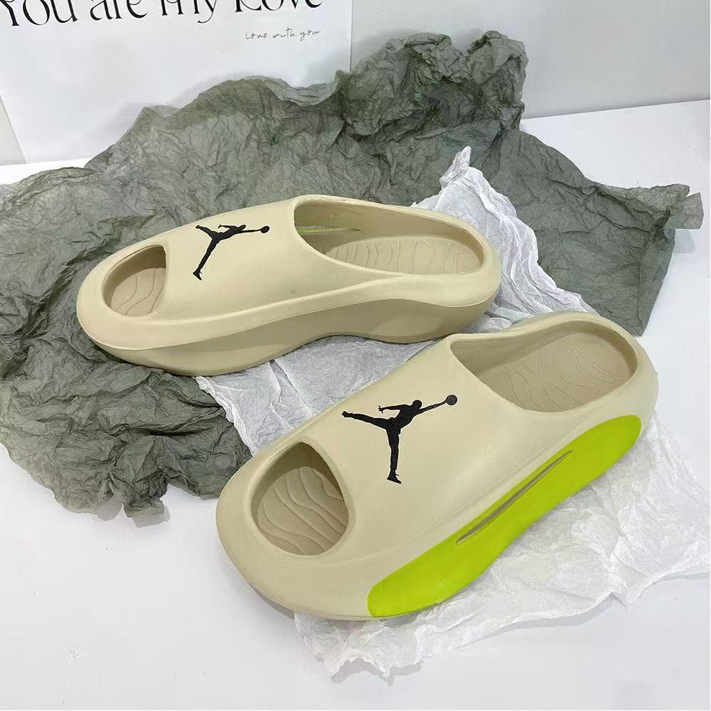 $16.5 NIKE ZT10242 gallery