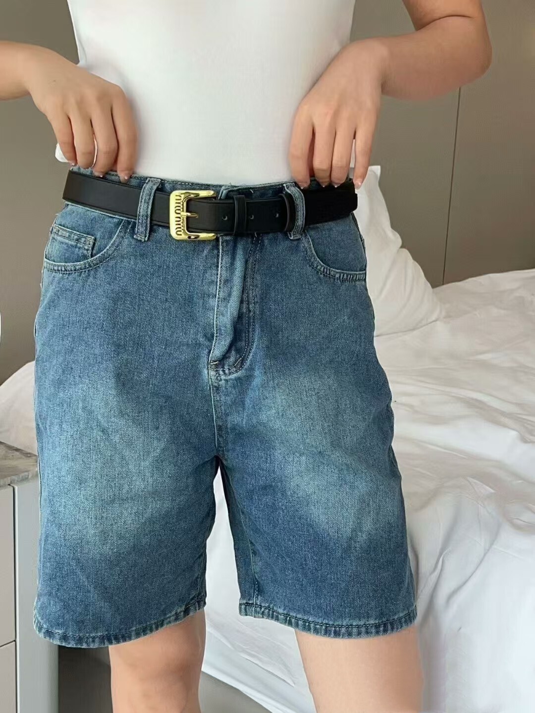 $16.97 MIUMIU ZT9942 gallery