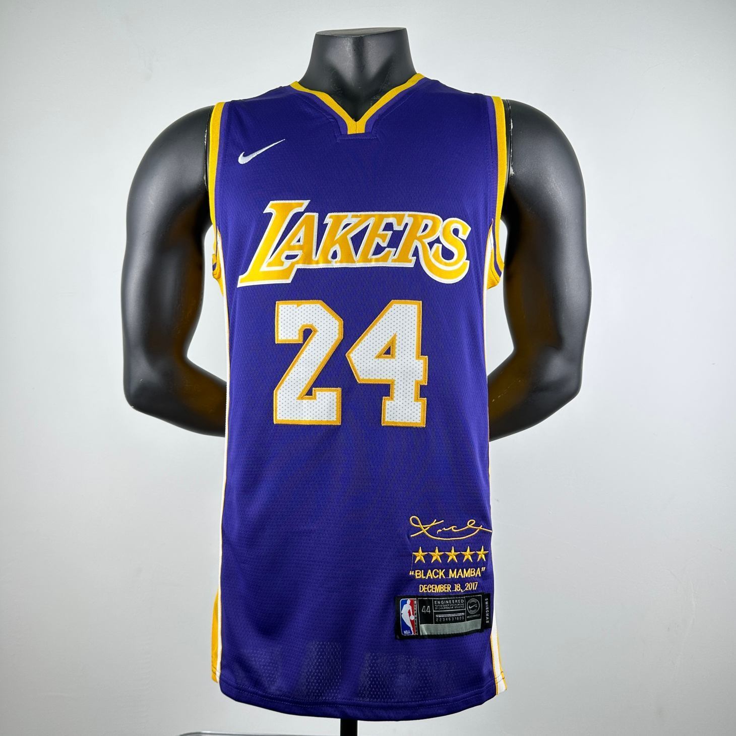 $18 Nike Jordan ZT10150 gallery