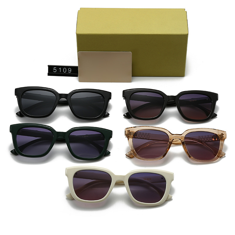 $18.00 Burberry ZT10375 gallery