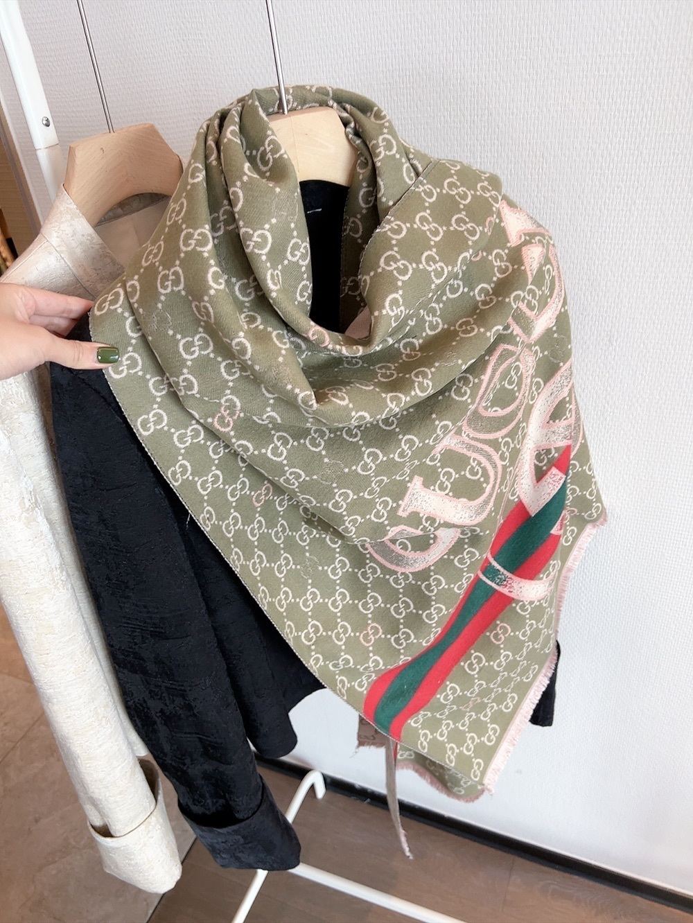 $21 Gucci ZT10067 gallery