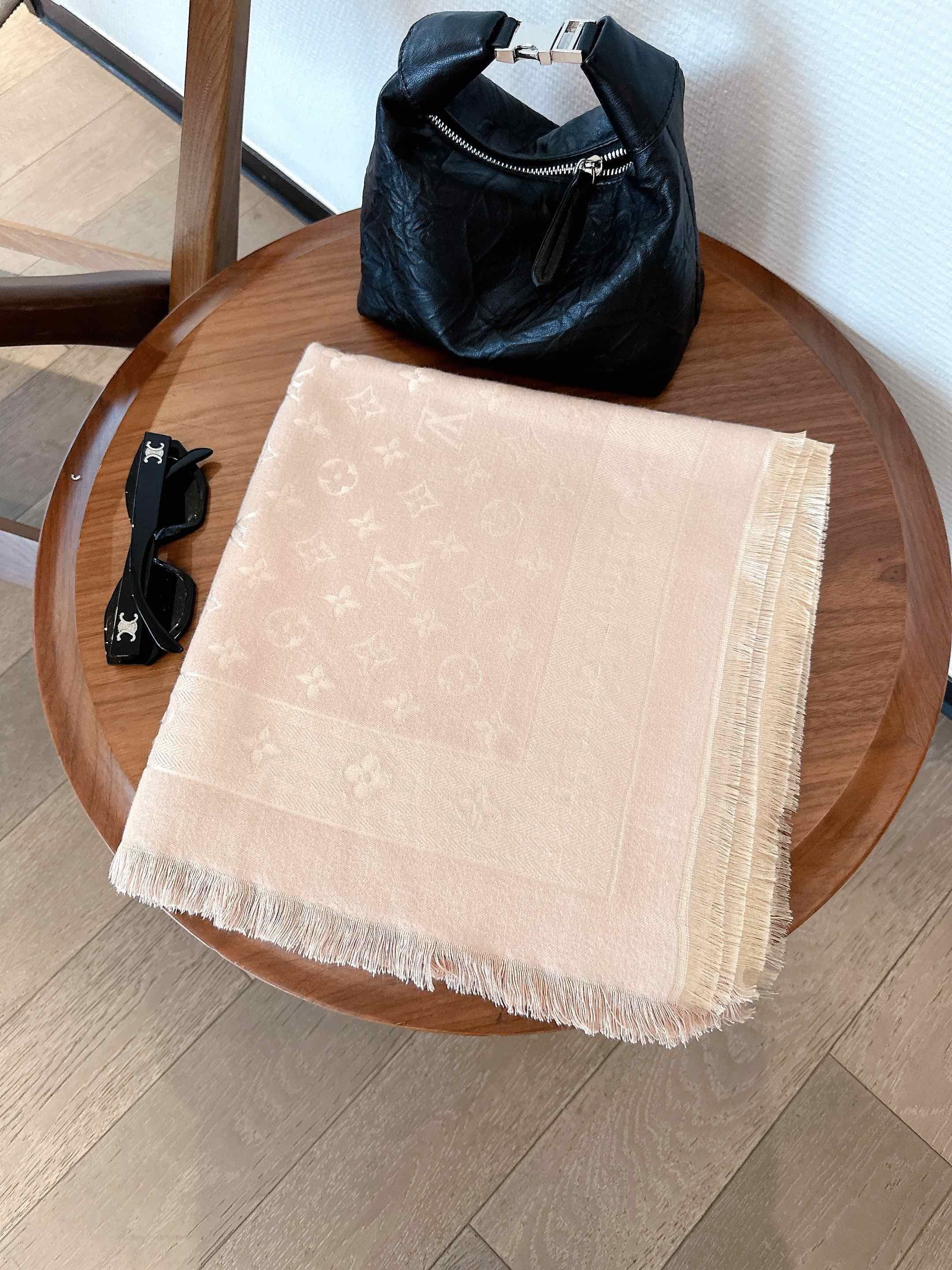 $21 LV ZT10064 gallery