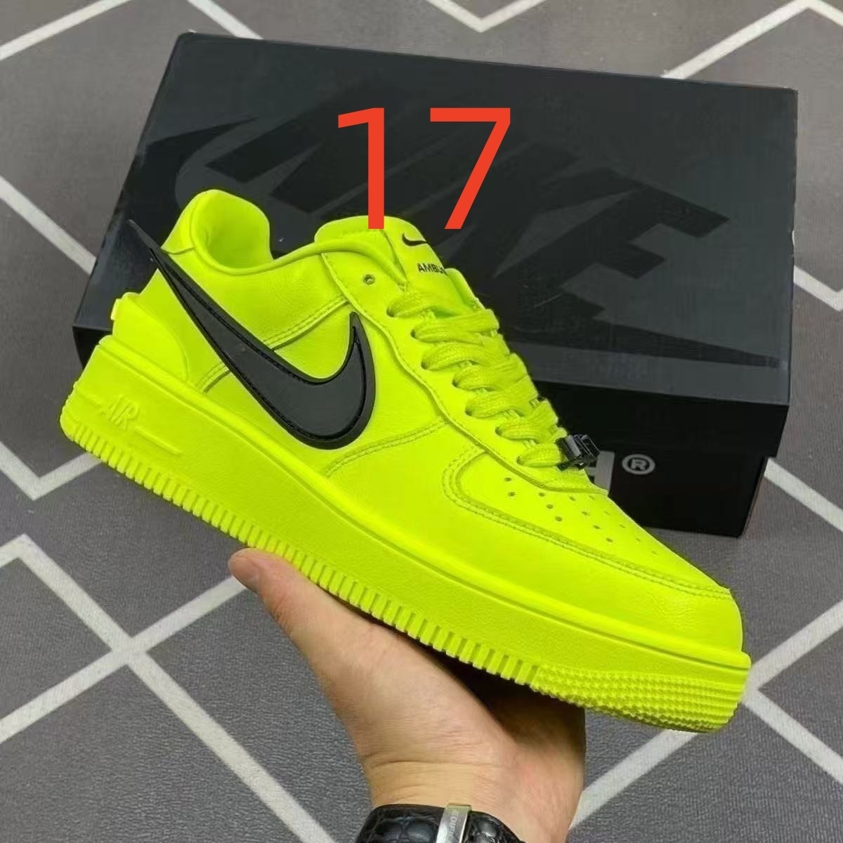$21 NIKE ZT10234 gallery