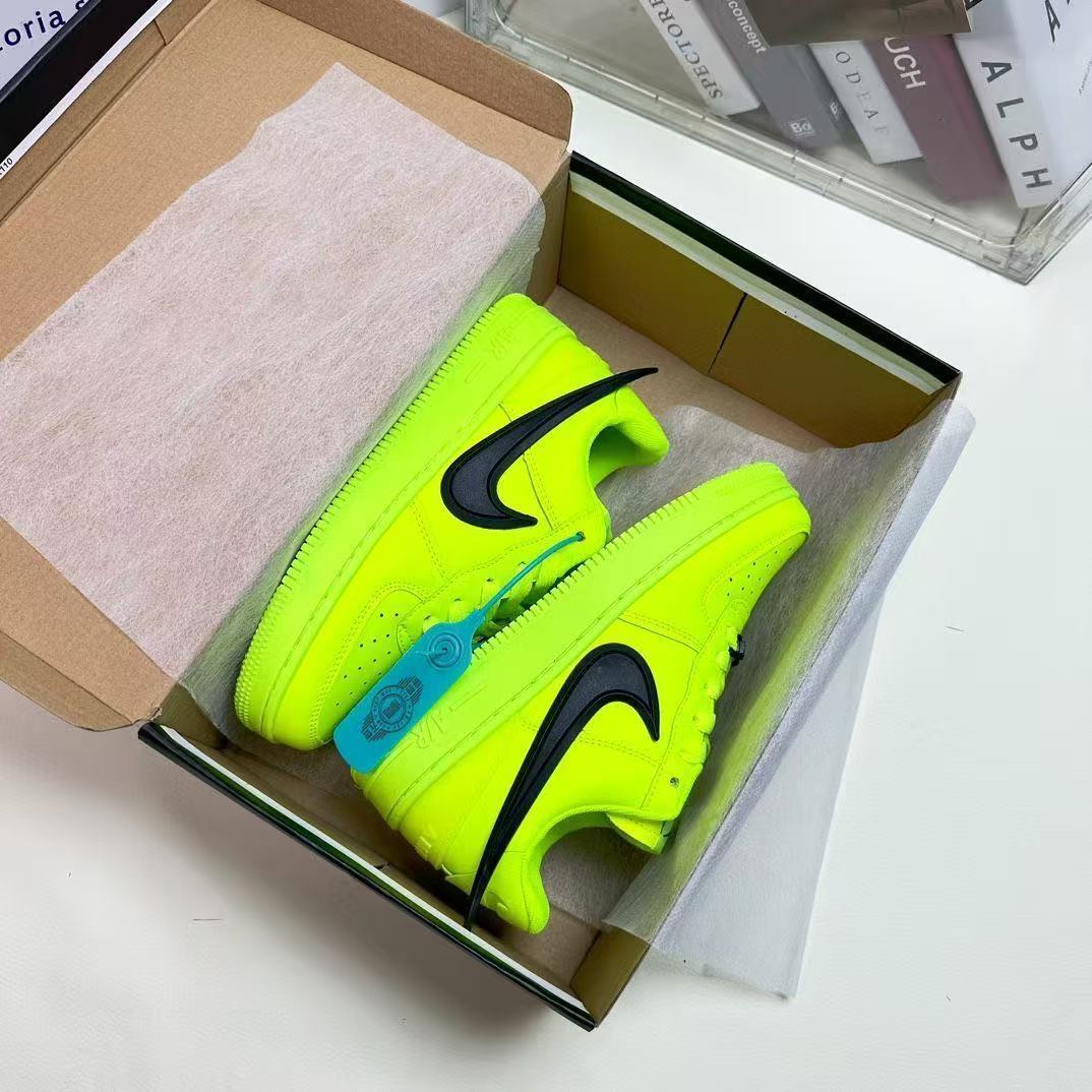 $21 NIKE ZT10251 gallery