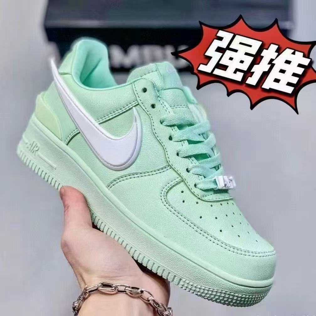 $21 NIKE ZT10251 gallery