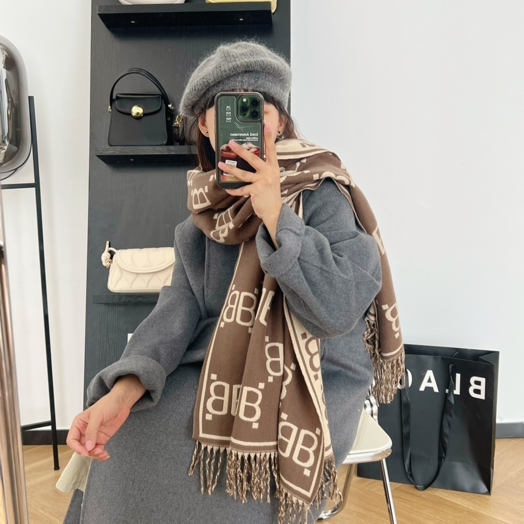 $21.00 Balenciaga ZT10024 gallery