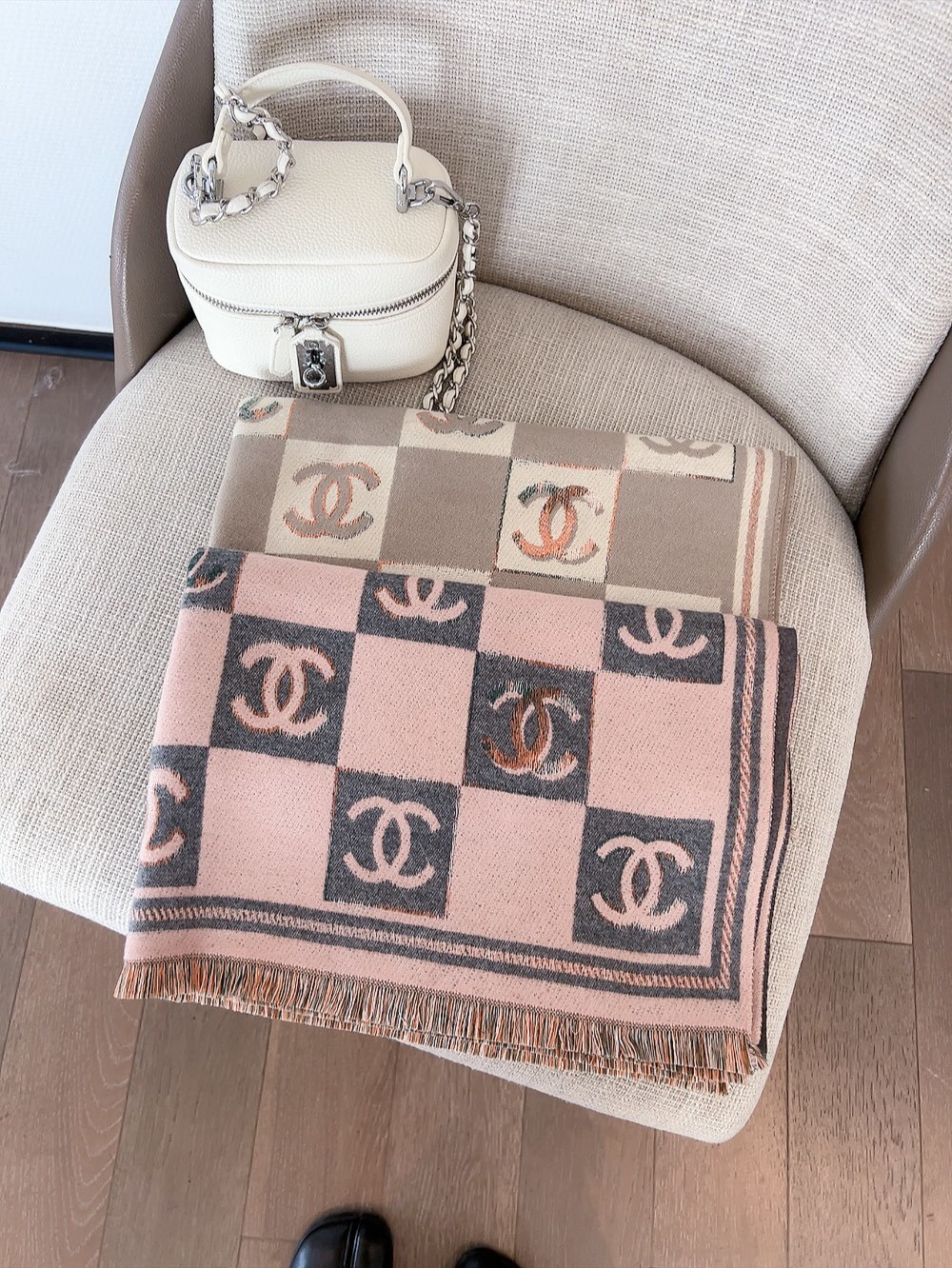 $21.00 Chanel ZT10015 gallery