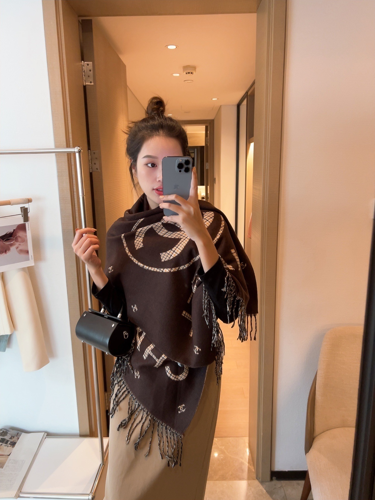 $21.00 Chanel ZT10017 gallery