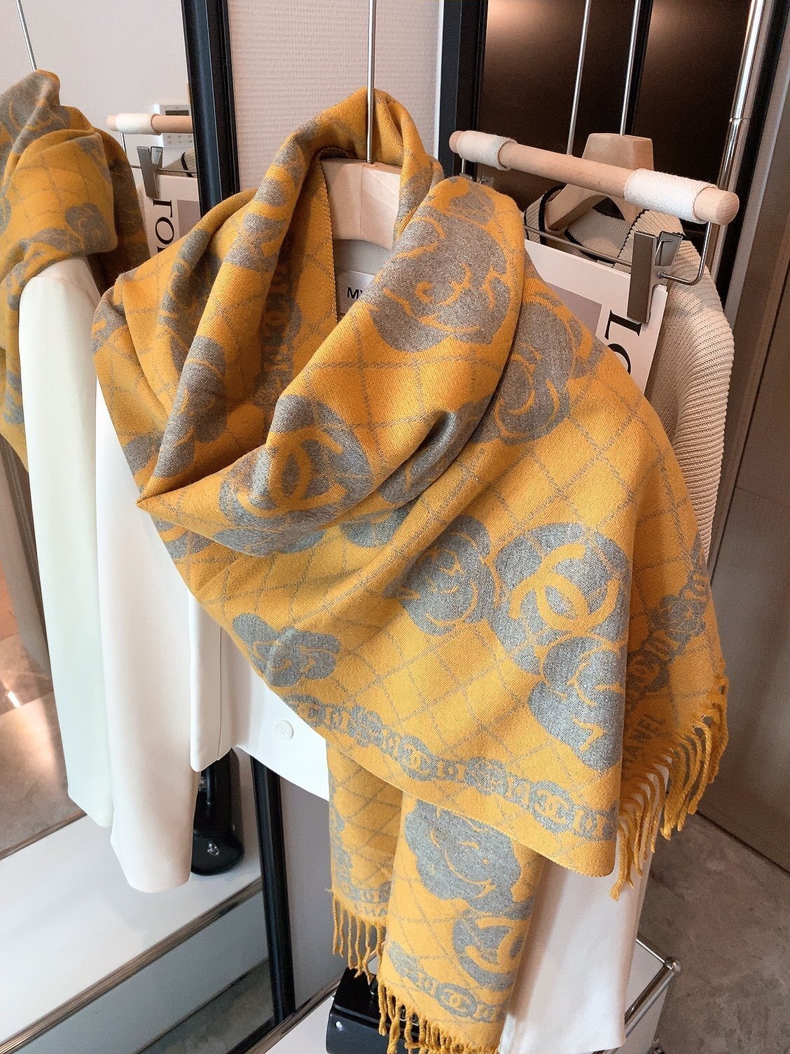 $21.00 Chanel ZT10019 gallery