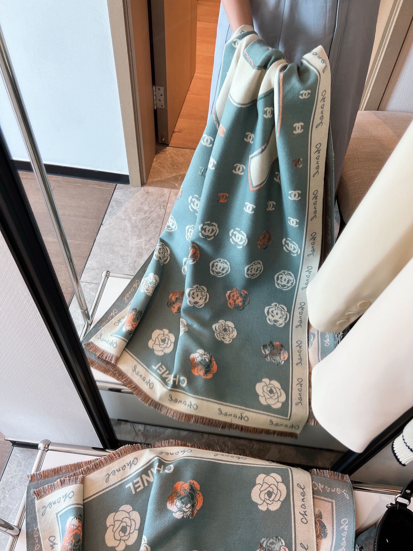 $21.00 Chanel ZT10033 gallery