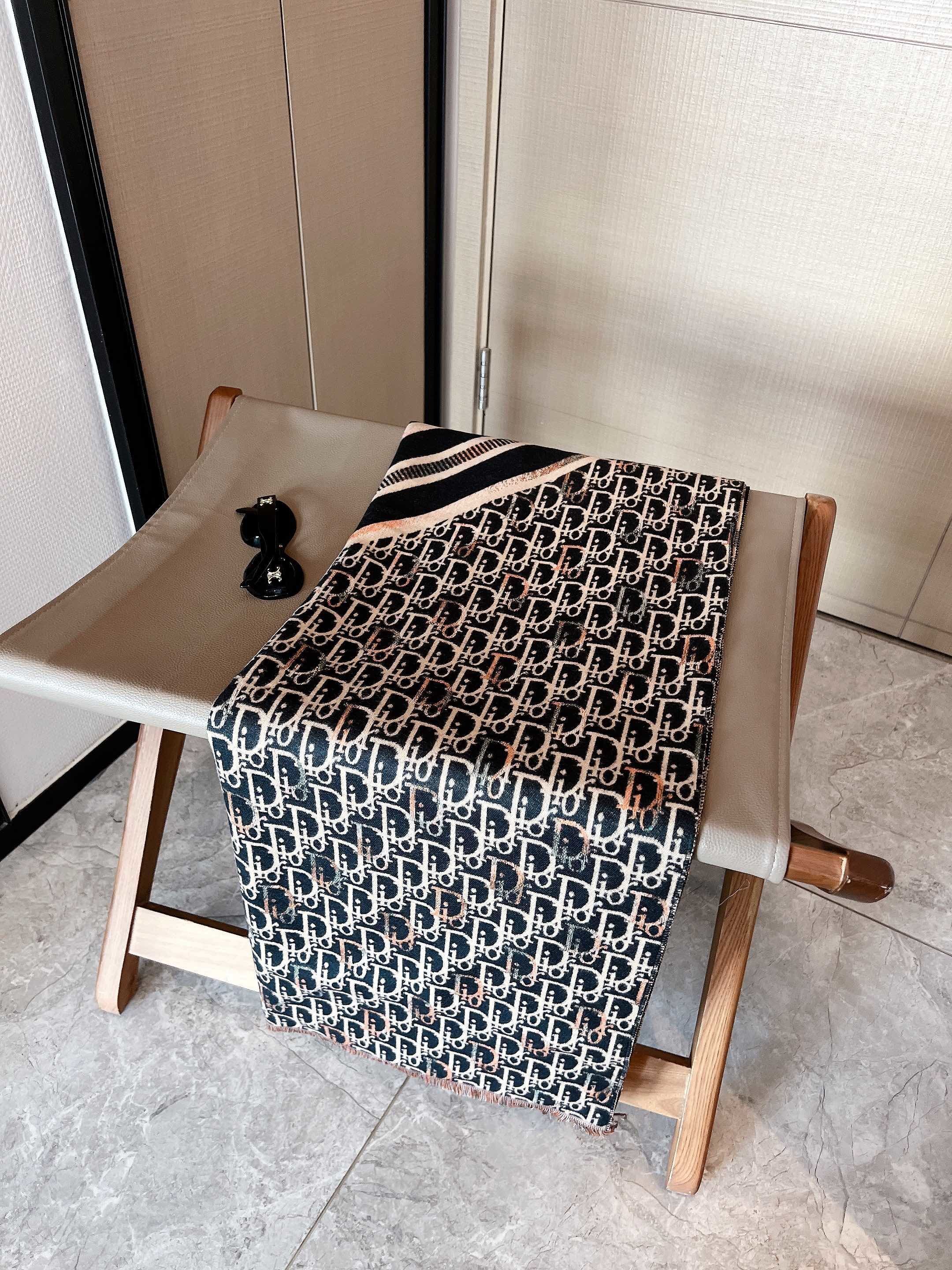 $21.00 DIOR ZT10016 gallery